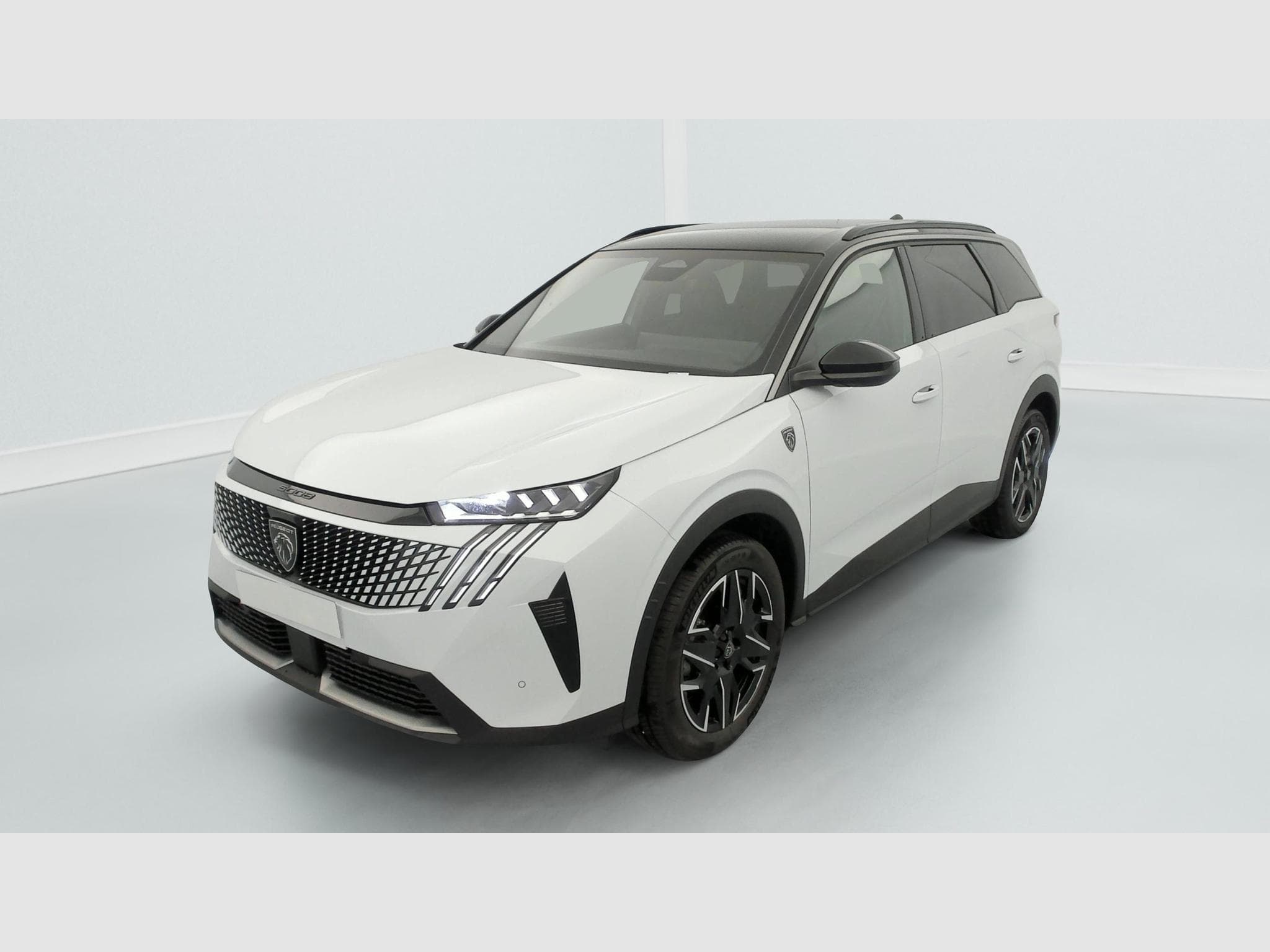 Peugeot 5008 Hybrid 145 e-DCS6 GT (2025) - Foto 3