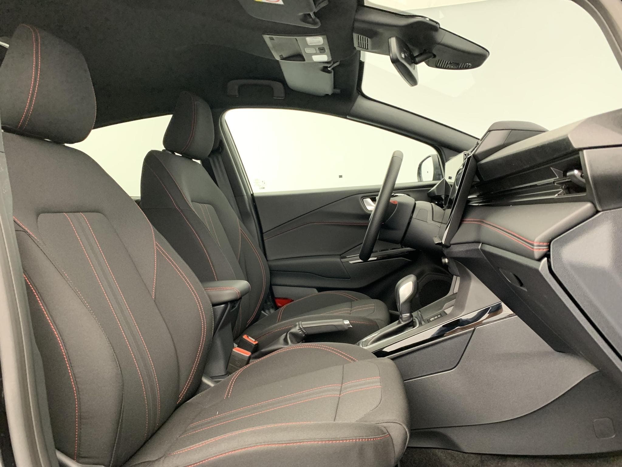 Ford PUMA 1.0 EcoBoost 125 ch mHEV S&S Powershift ST-Line (2026) - Foto 7