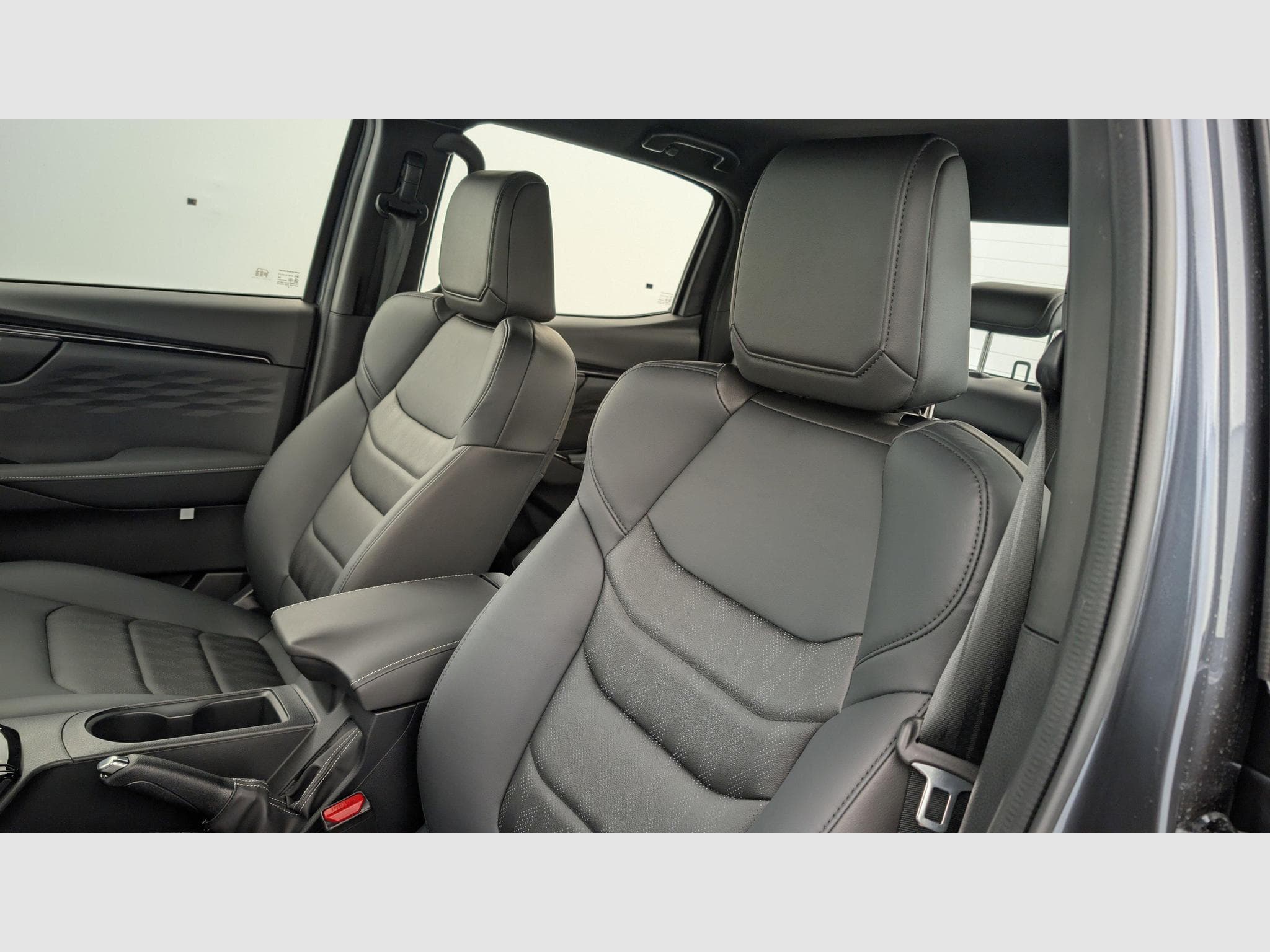 Isuzu D-MAX EV 4X4 CREW CAB  NSPORT (2025) - Foto 15