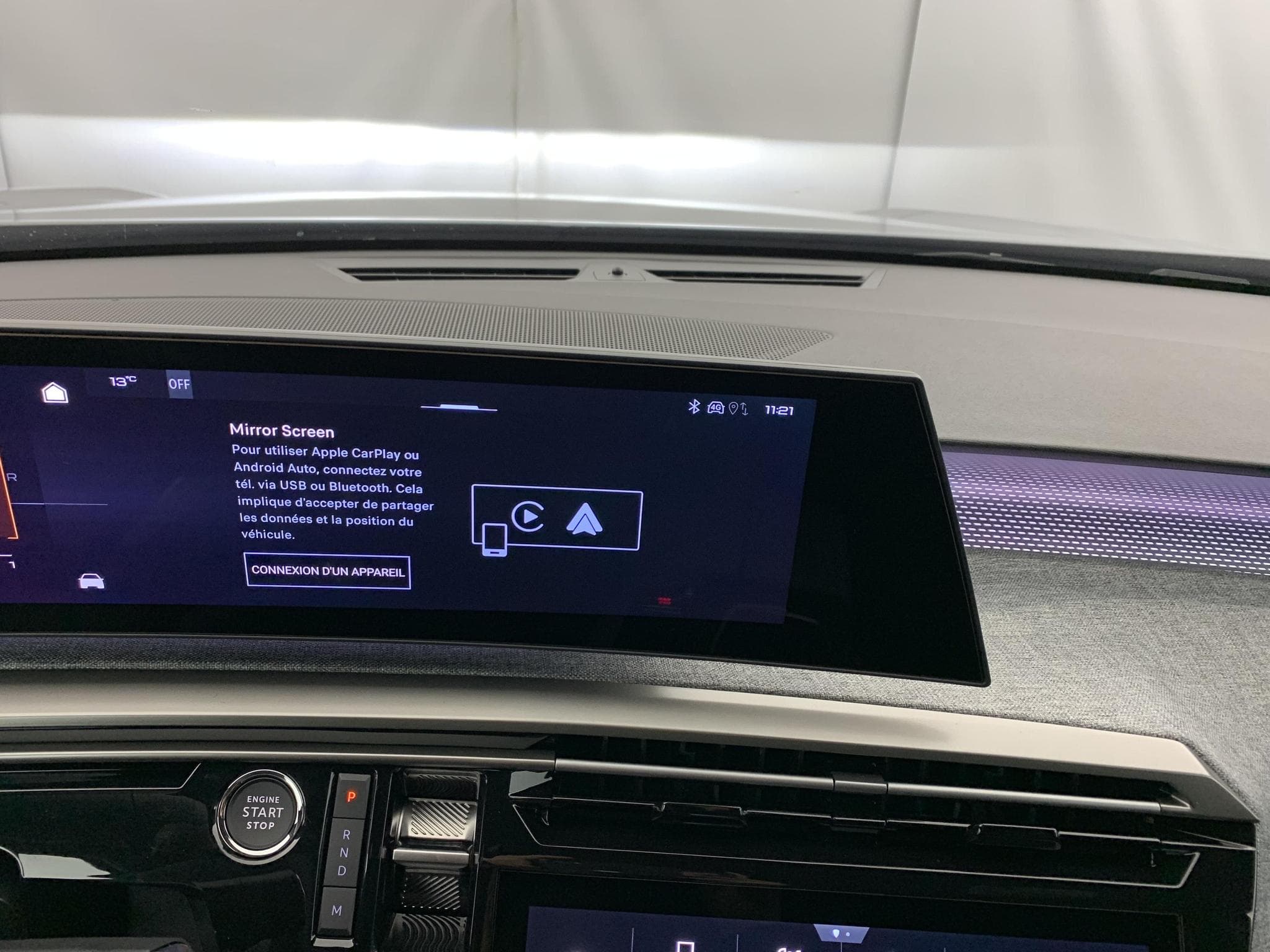Peugeot 3008 Hybrid 145 e-DCS6 GT (2025) - Foto 19