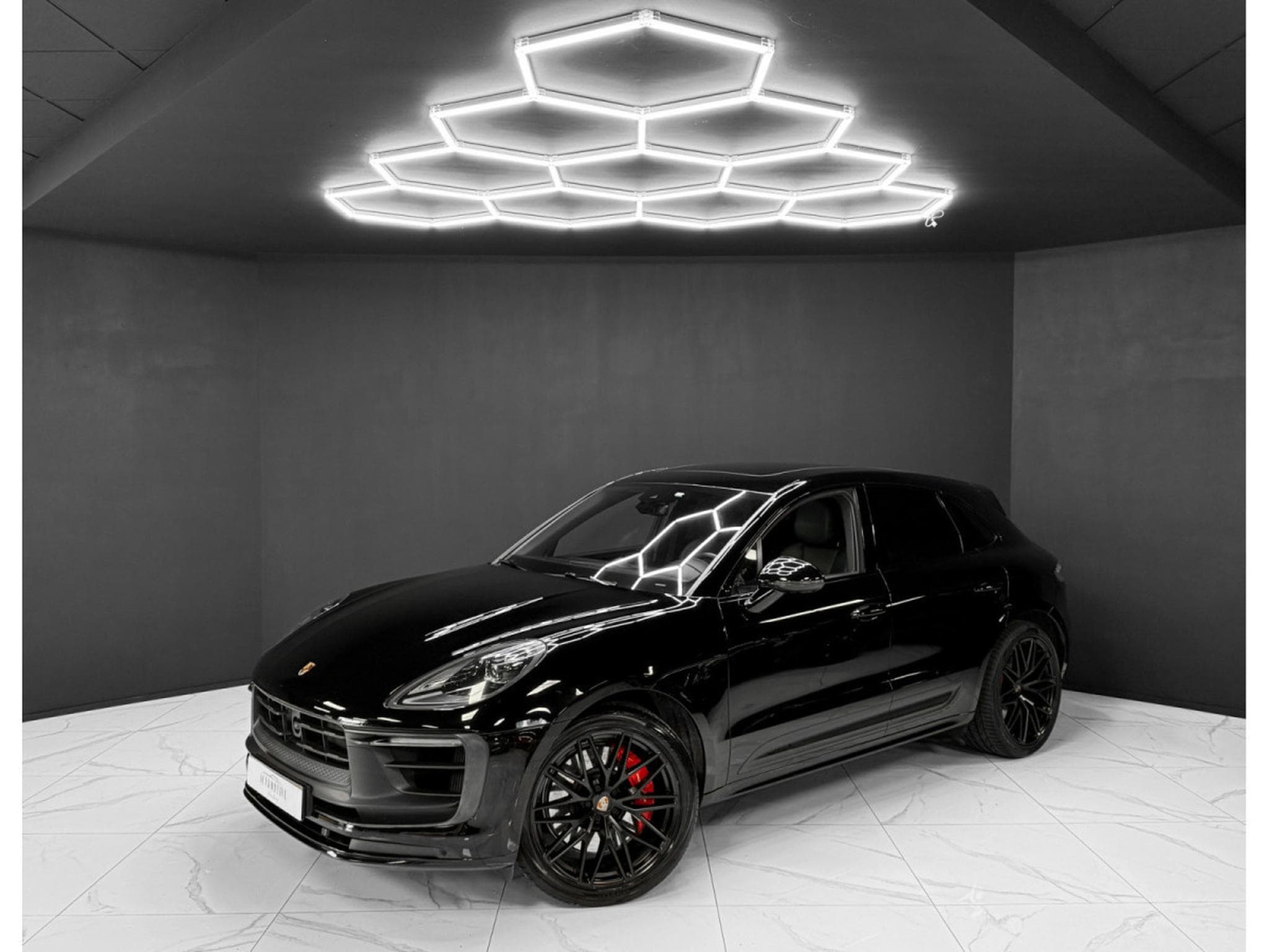 Porsche Macan III GTS (2021) - Photo 1