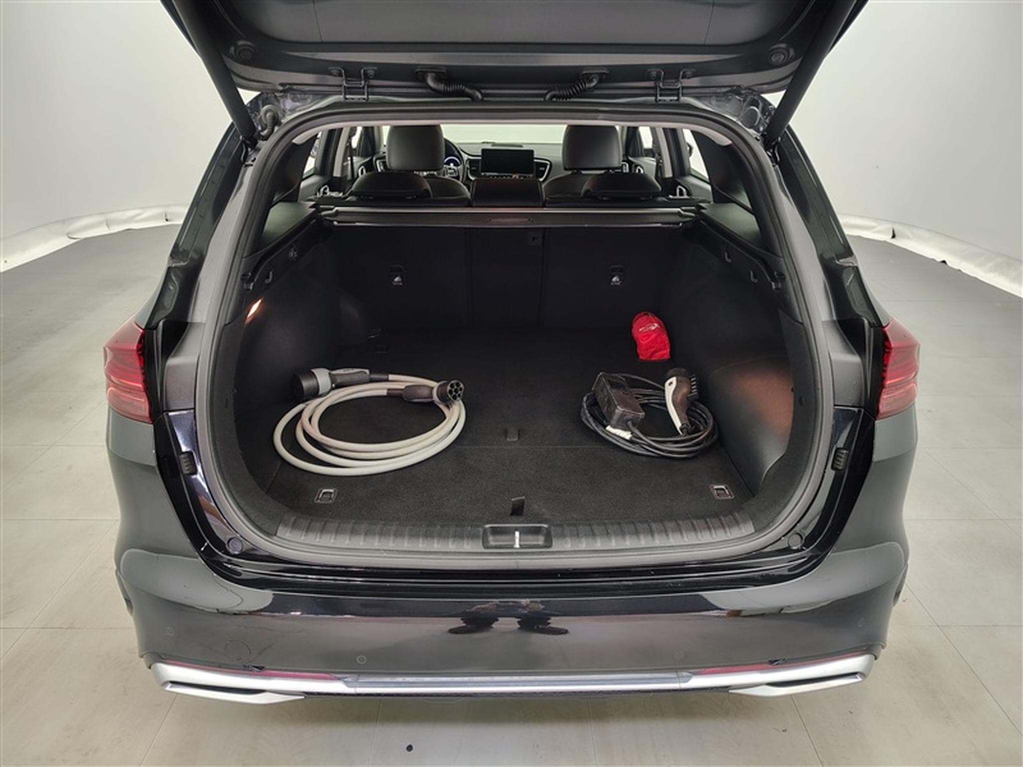 Kia Ceed Sw Ceed SW 1.6 GDi PHEV DCT Navi / Led (2022) - Photo 14