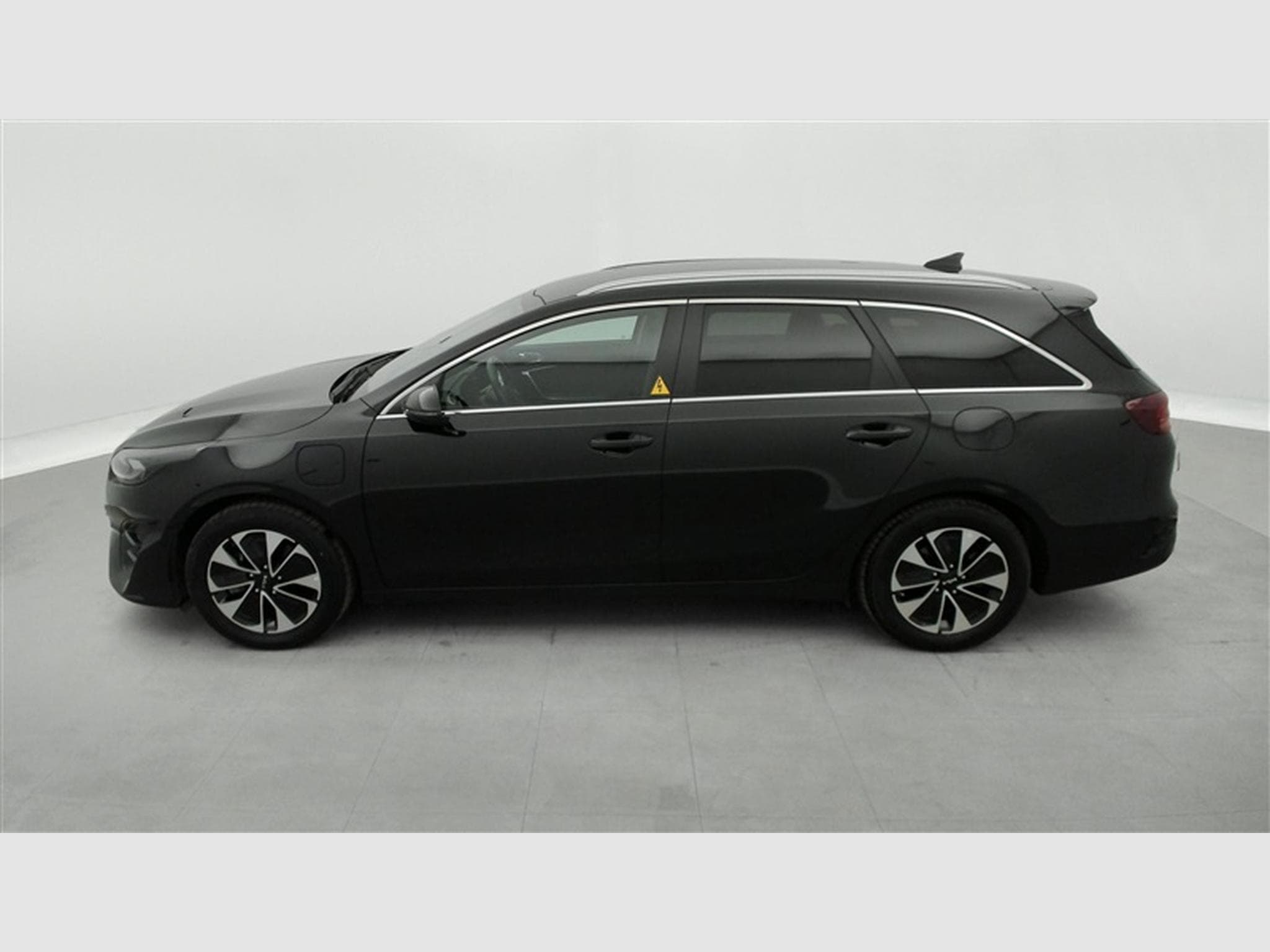 Kia Ceed Sw Ceed SW 1.6 GDi PHEV DCT Navi / Led (2022) - Photo 3