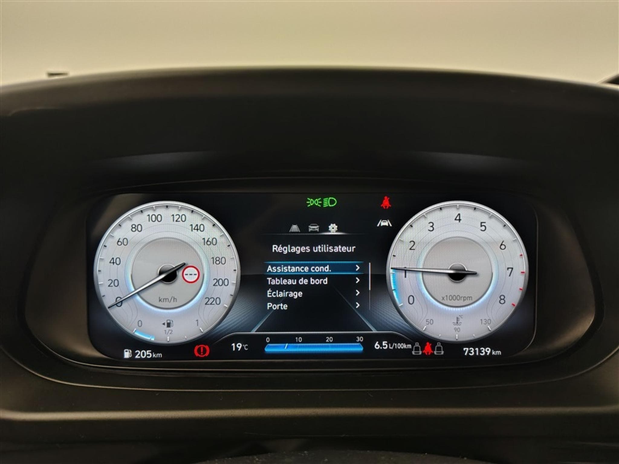 Hyundai i20 1.0 T-GDi Twist (2023) - Photo 10