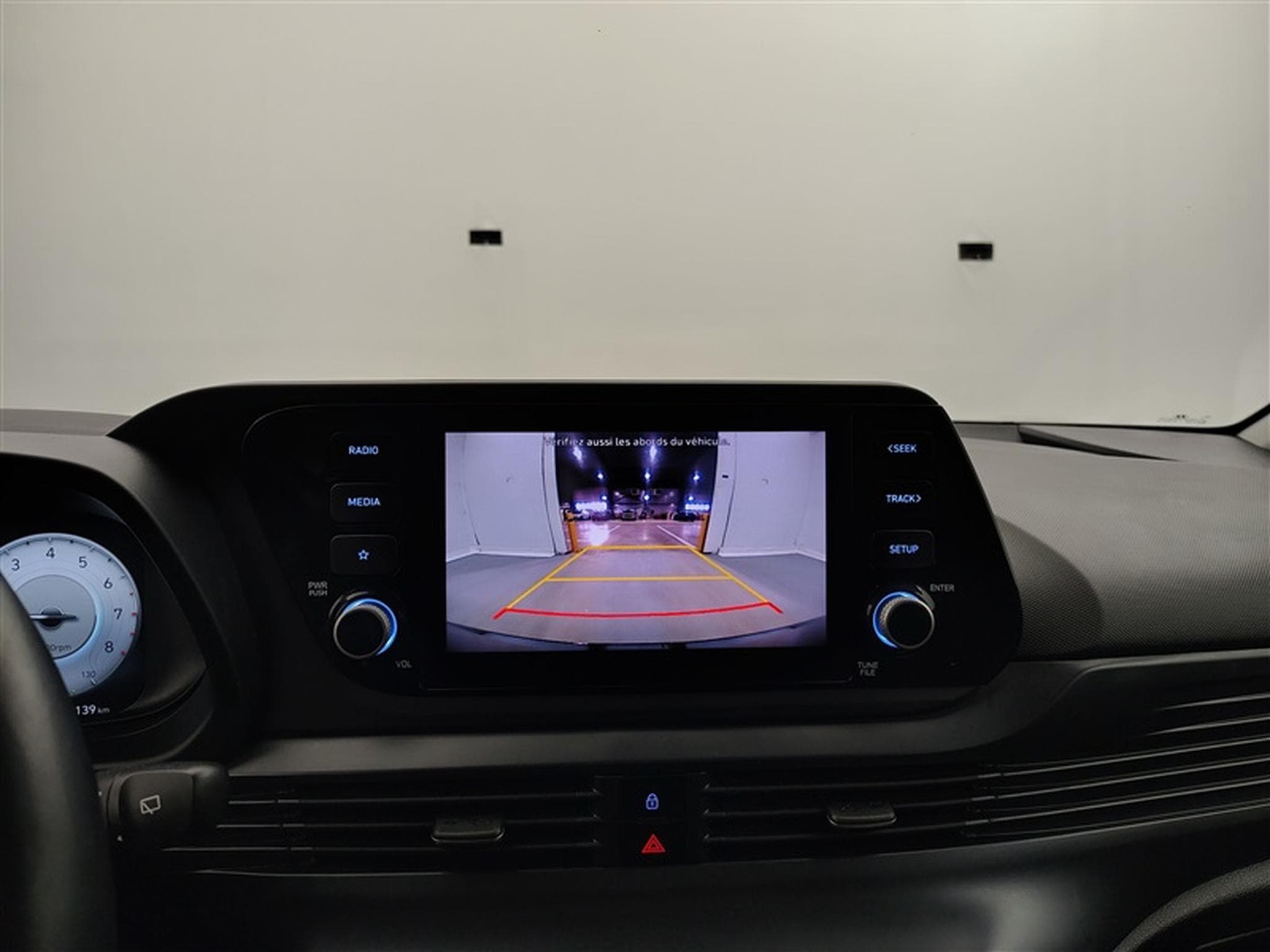 Hyundai i20 1.0 T-GDi Twist (2023) - Photo 17
