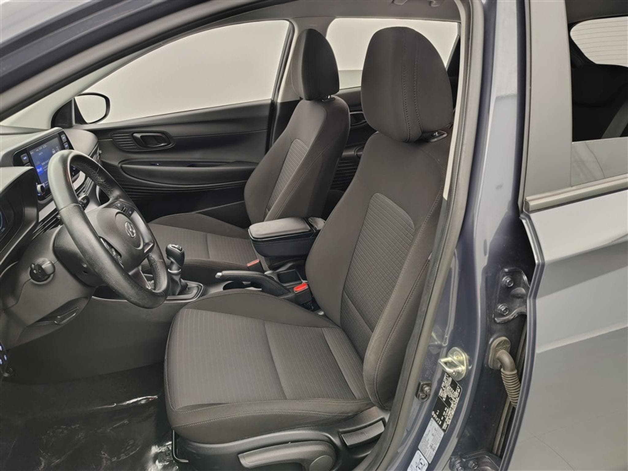 Hyundai i20 1.0 T-GDi Twist (2023) - Photo 7