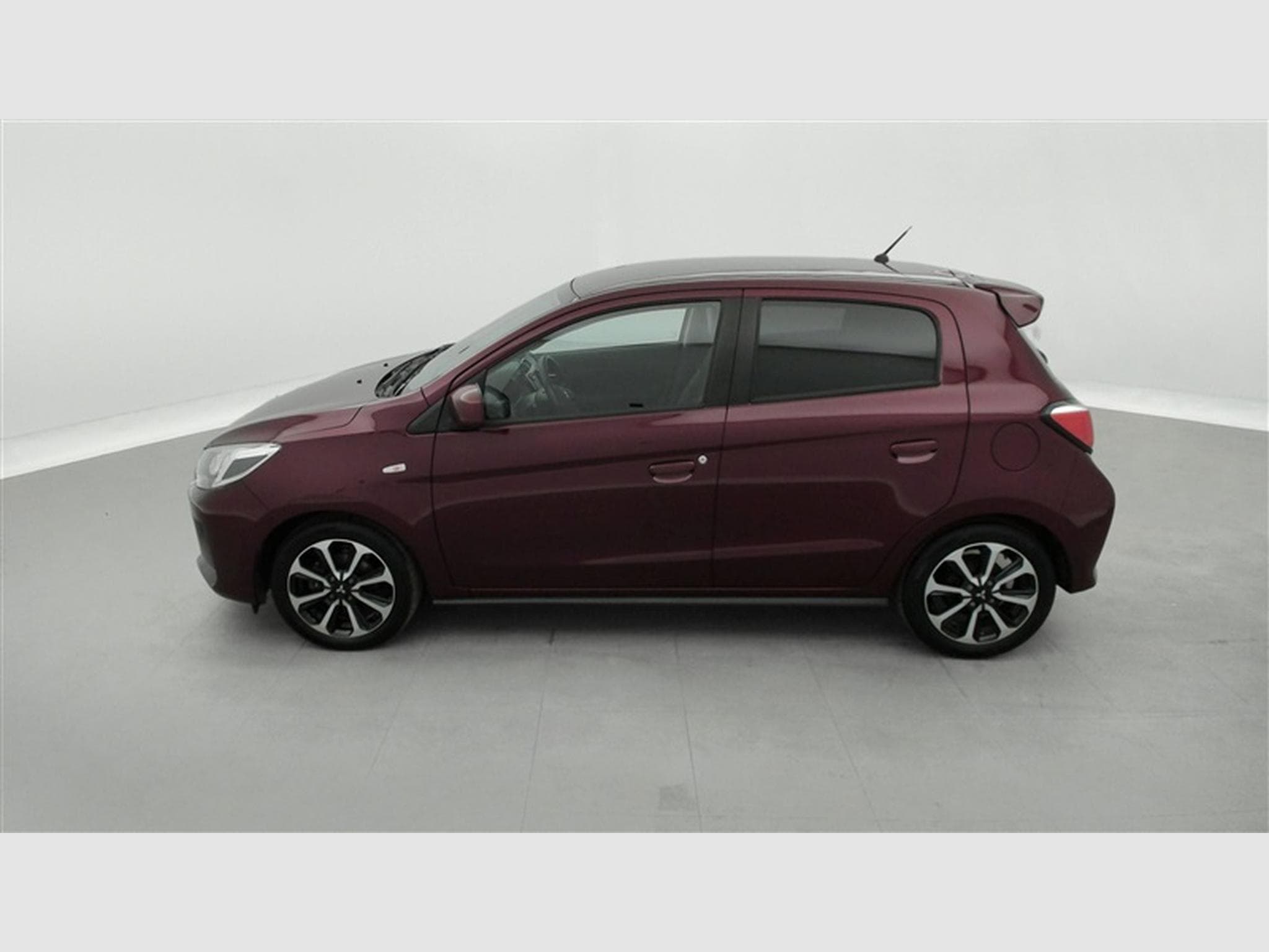 Mitsubishi Space Star 1.2i Diamond Edition (2020) - Photo 3
