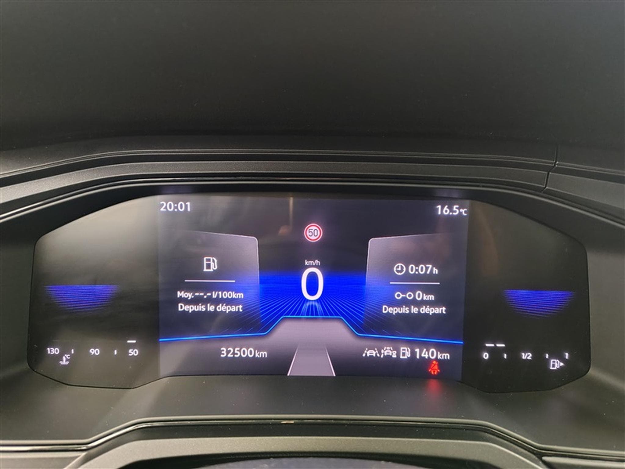VW Polo 1.0 MPI Carplay / Led / PDC (2024) - Photo 10