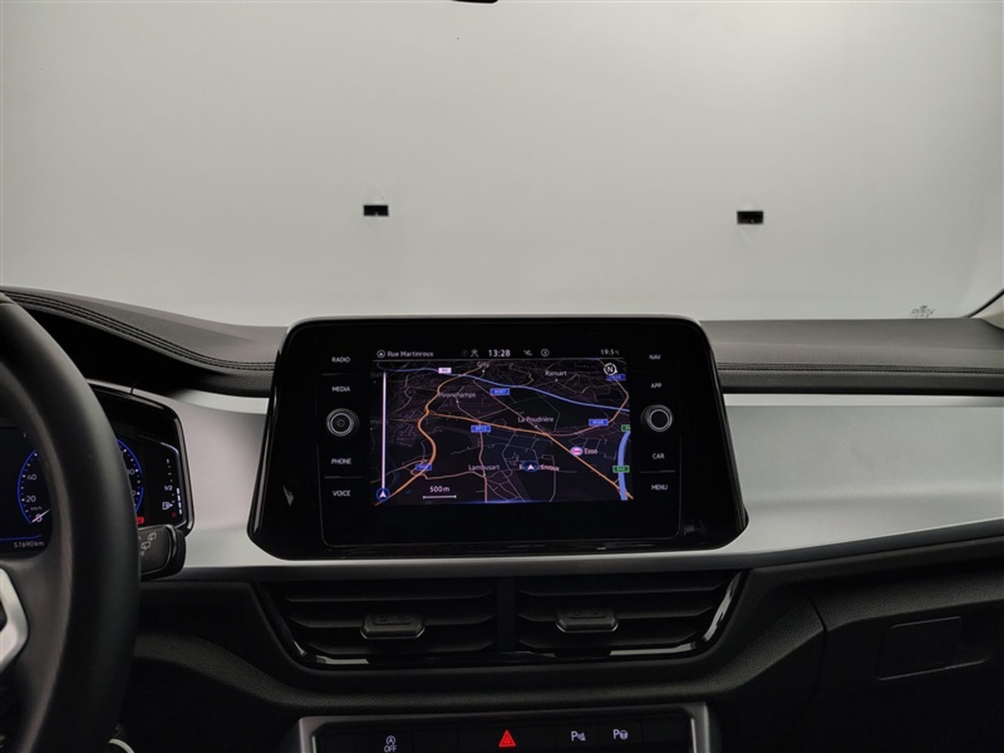 VW T-Roc 1.0 TSI Life Navi Cockpit / Led / PDC av+ar (2023) - Photo 11