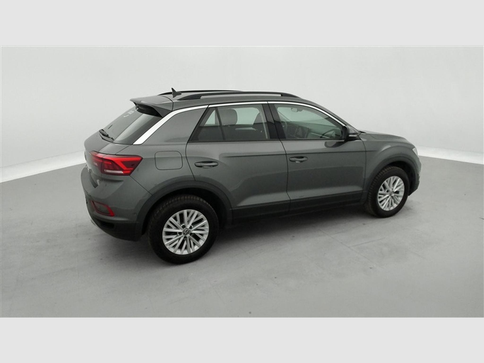 VW T-Roc 1.0 TSI Life Navi Cockpit / Led / PDC av+ar (2023) - Photo 24