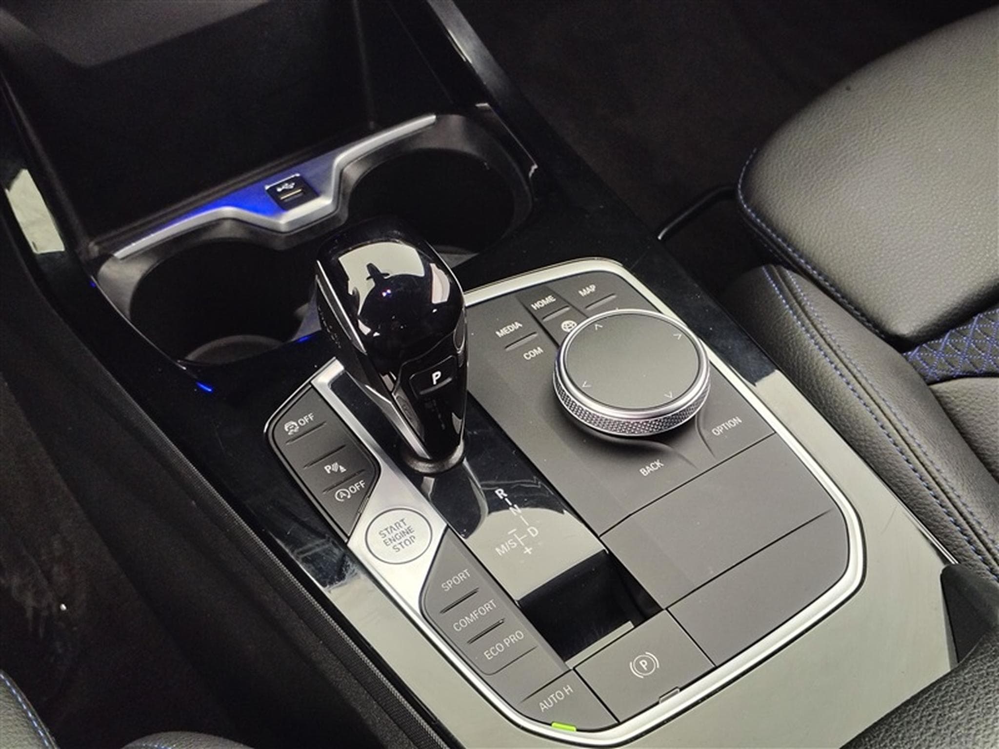 BMW 216 216 dA GranCoupé Pack M NAVI / FULL LED / CAMERA / JA 18" (2022) - Photo 12