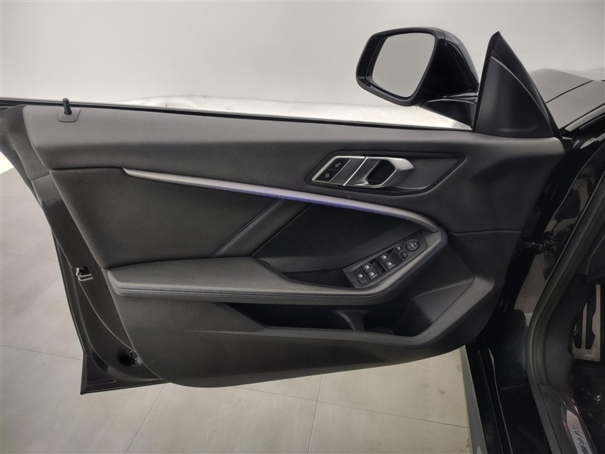 BMW 216 216 dA GranCoupé Pack M NAVI / FULL LED / CAMERA / JA 18" (2022) - Photo 17
