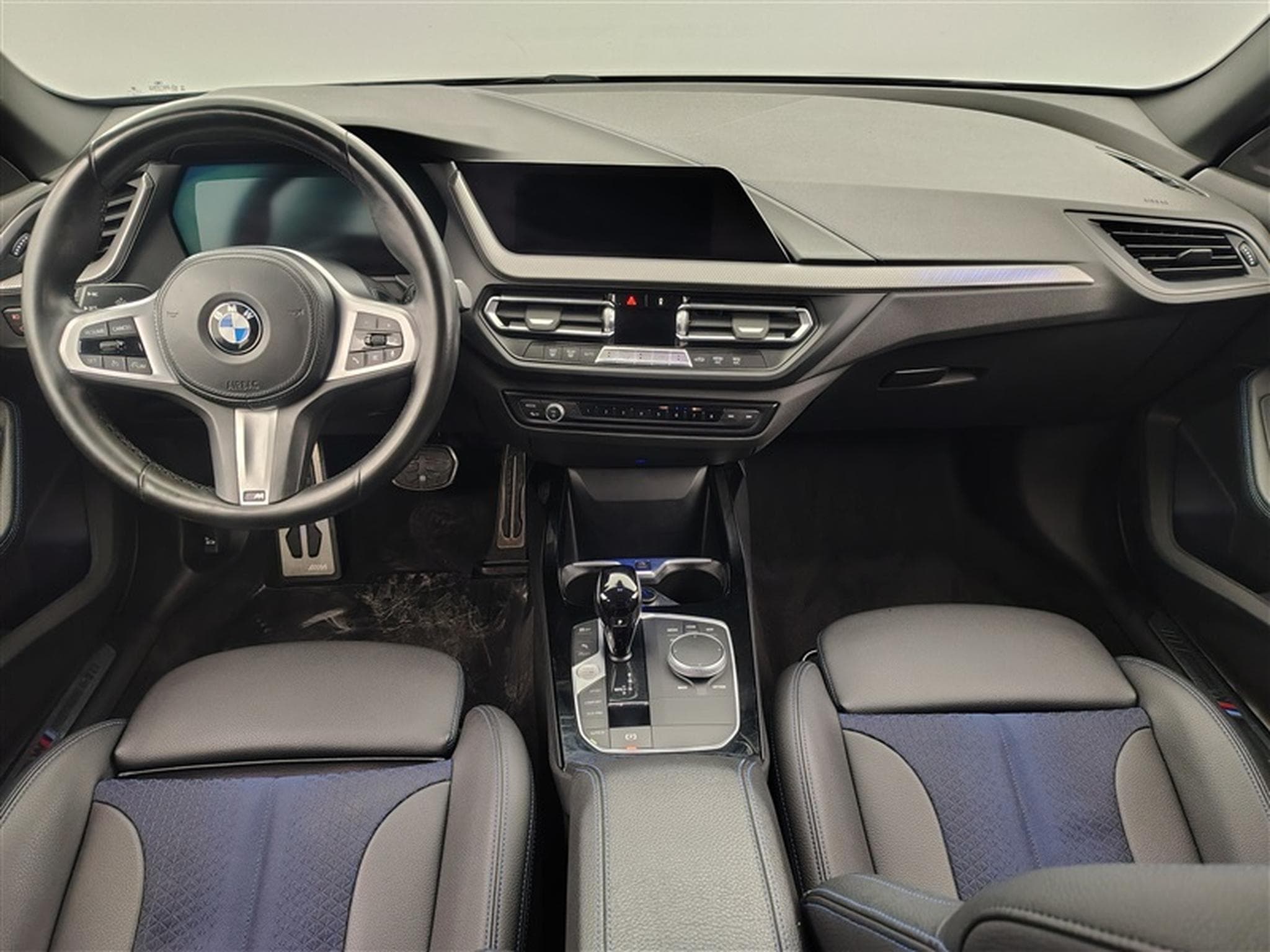 BMW 216 216 dA GranCoupé Pack M NAVI / FULL LED / CAMERA / JA 18" (2022) - Photo 8