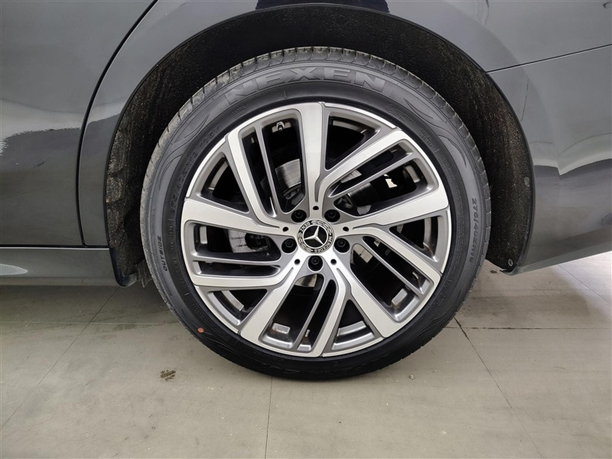 Mercedes E 200 E 200 Business AUTO NAVI 10" / FULL LED / PDC AV+AR / JA17" (2024) - Photo 6