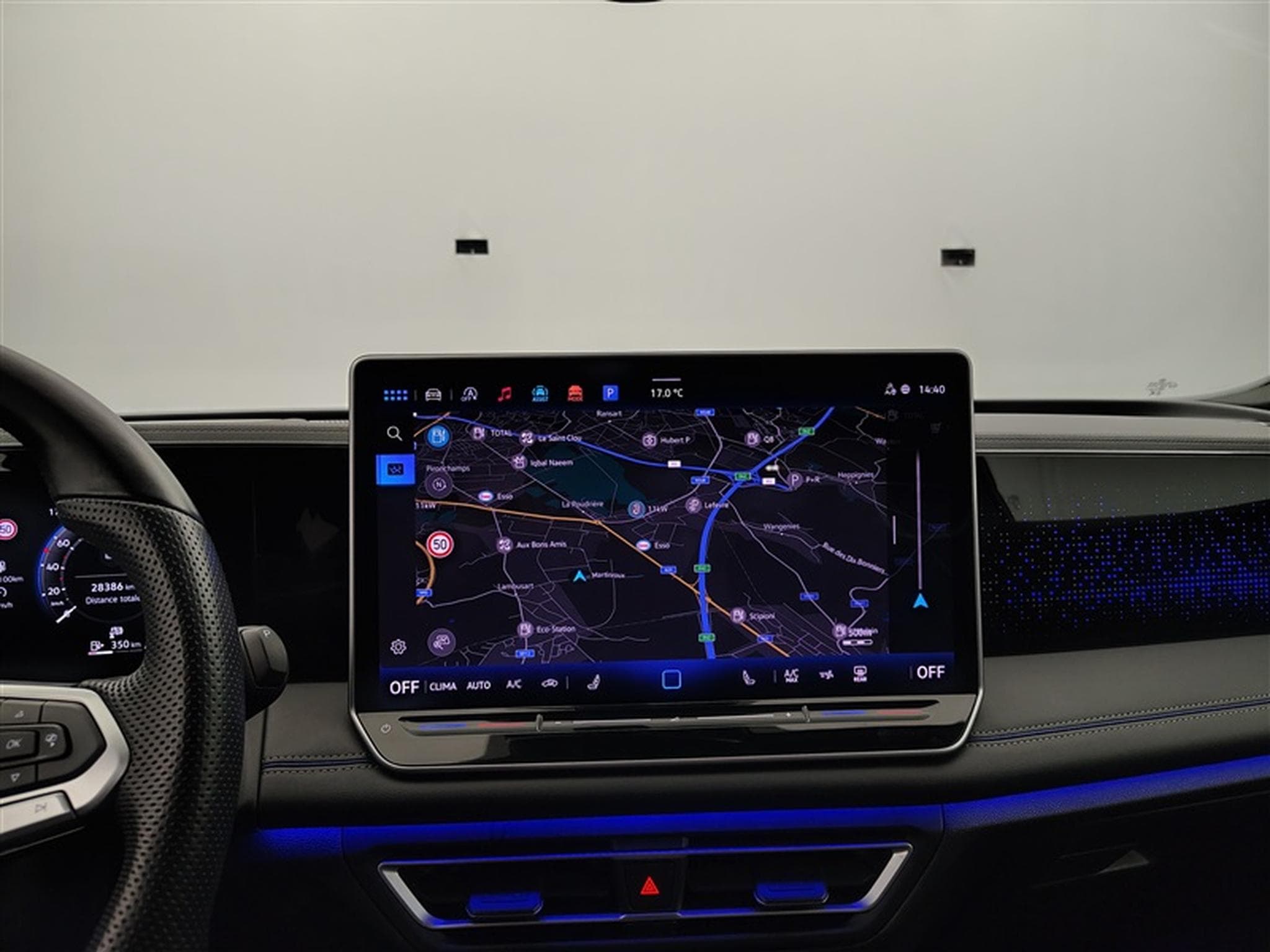 VW Tiguan 1.5 eTSI 150Cv DSG New R-Line *NAVI/COCKPIT/CAMERA/SG CH"* (2024) - Photo 11