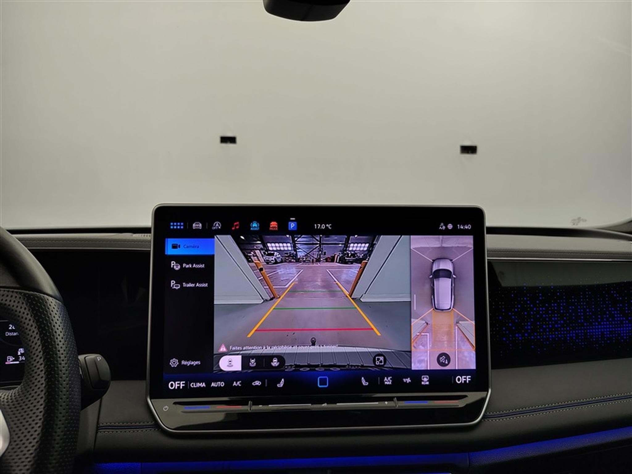VW Tiguan 1.5 eTSI 150Cv DSG New R-Line *NAVI/COCKPIT/CAMERA/SG CH"* (2024) - Photo 18
