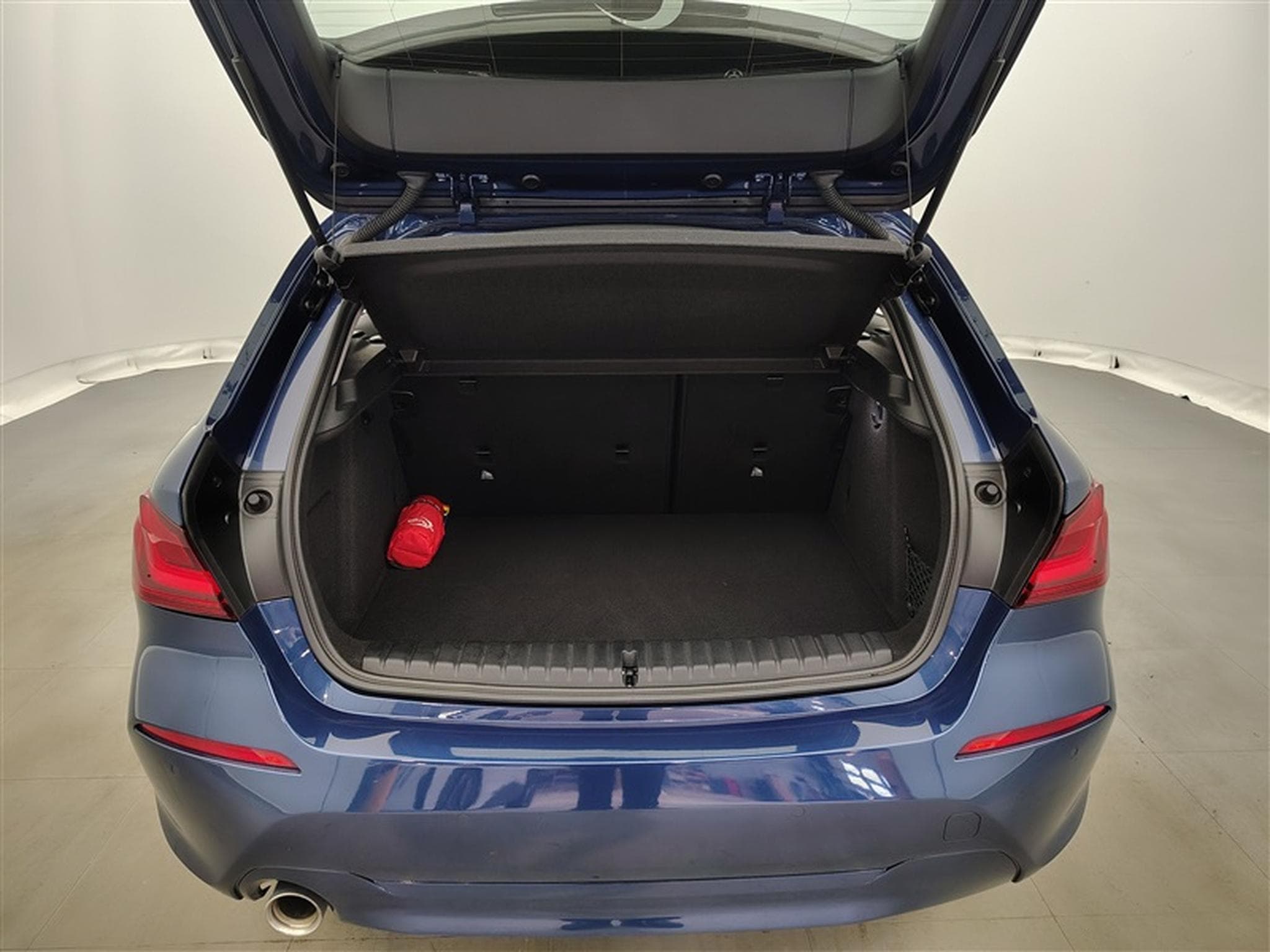 BMW 118 i NAVI / S-CUIR SPORT / FULL LED (2022) - Photo 14