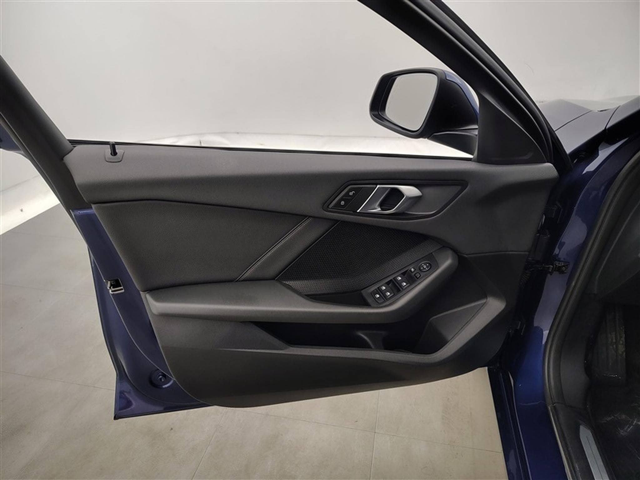 BMW 118 i NAVI / S-CUIR SPORT / FULL LED (2022) - Photo 16