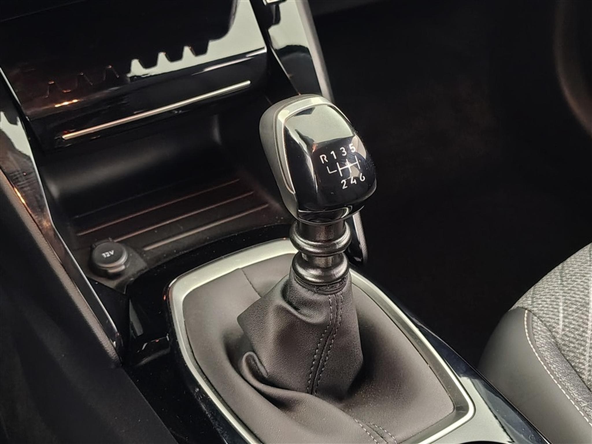 Peugeot 208 (2026) - Photo 12