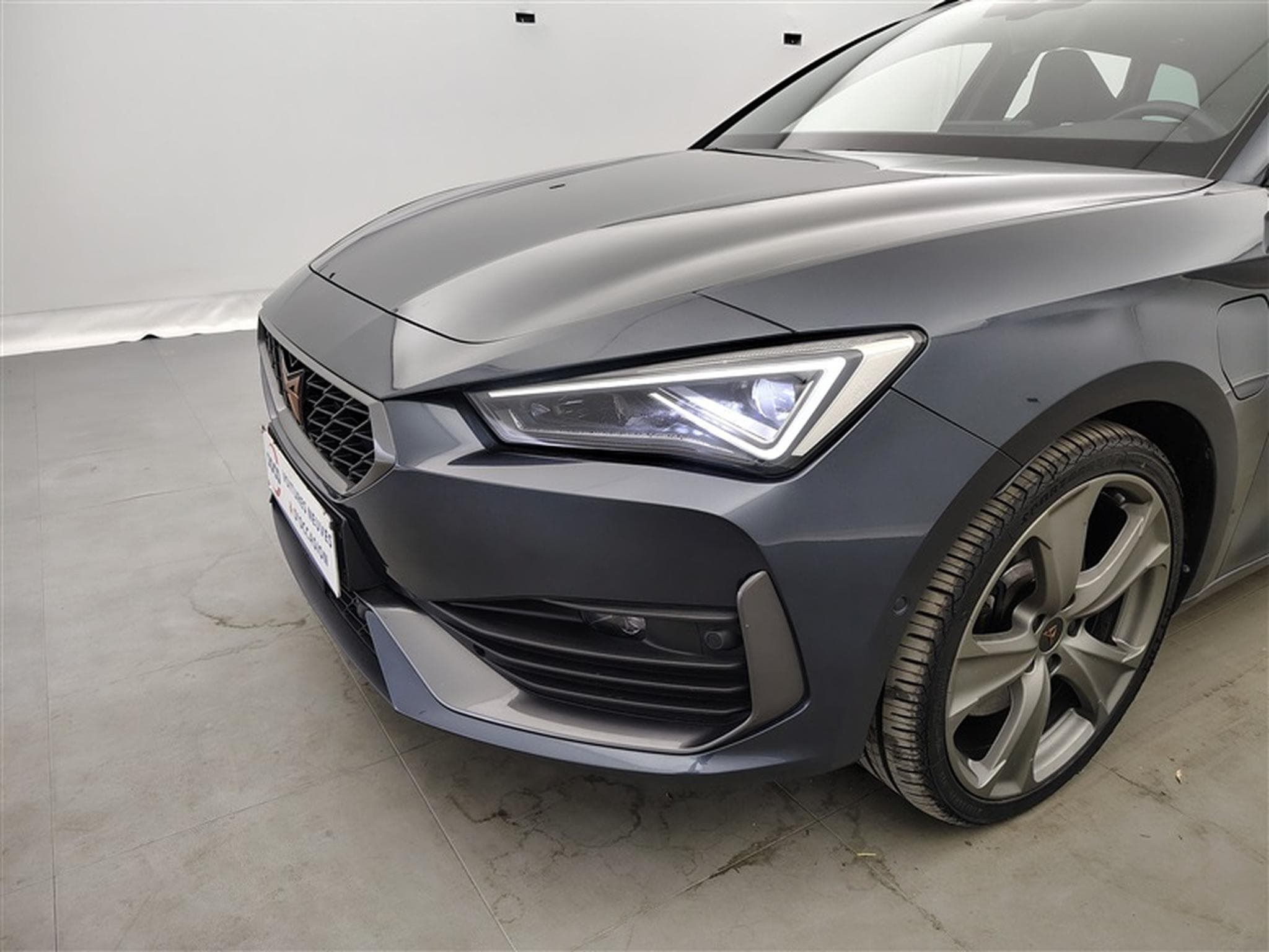 Cupra Leon Leon ST e-Hybrid 1.4 PHEV S-CUIR / NAVI / TO PANO / CAMERA (2023) - Photo 15
