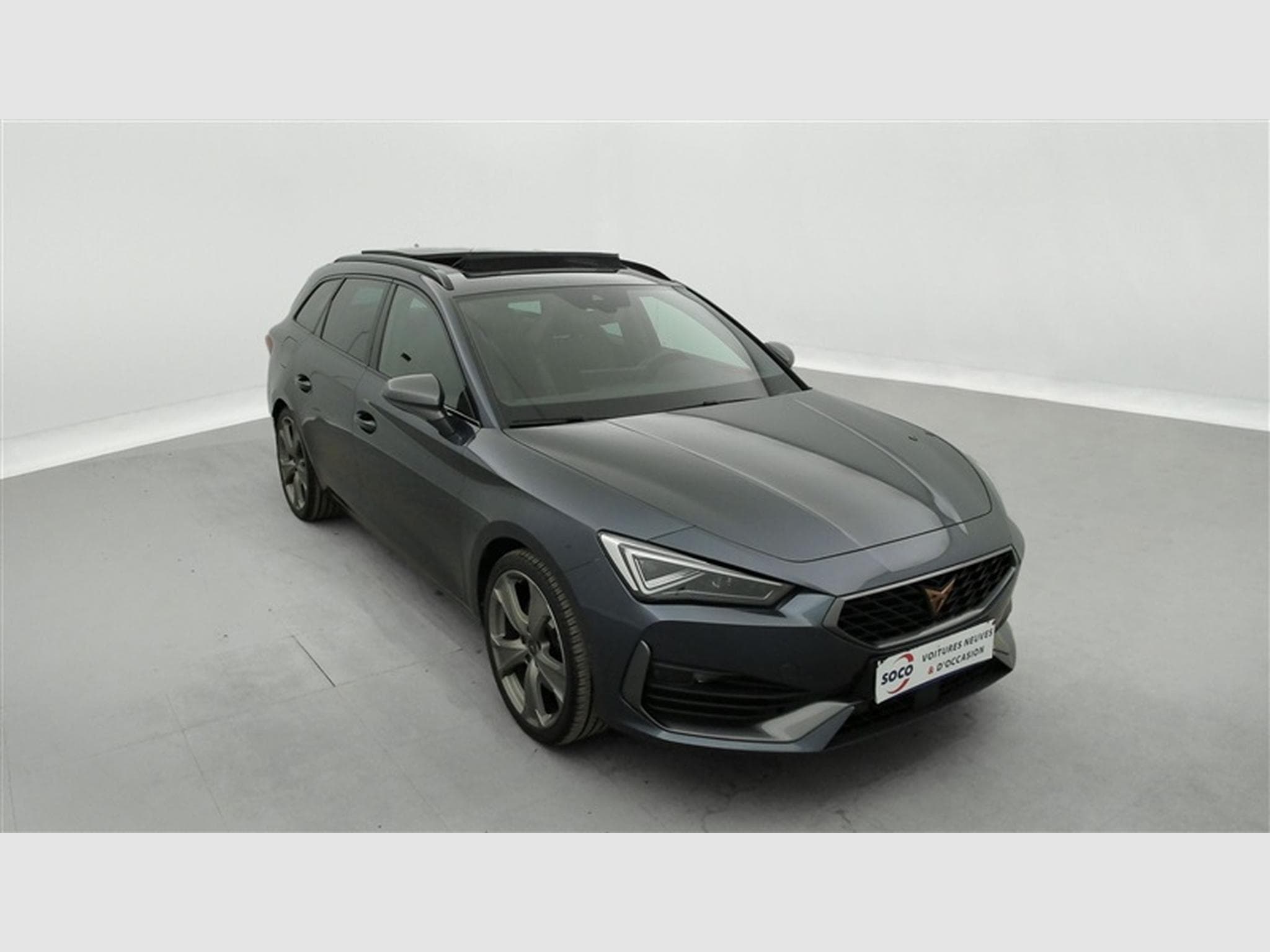 Cupra Leon Leon ST e-Hybrid 1.4 PHEV S-CUIR / NAVI / TO PANO / CAMERA (2023) - Photo 24