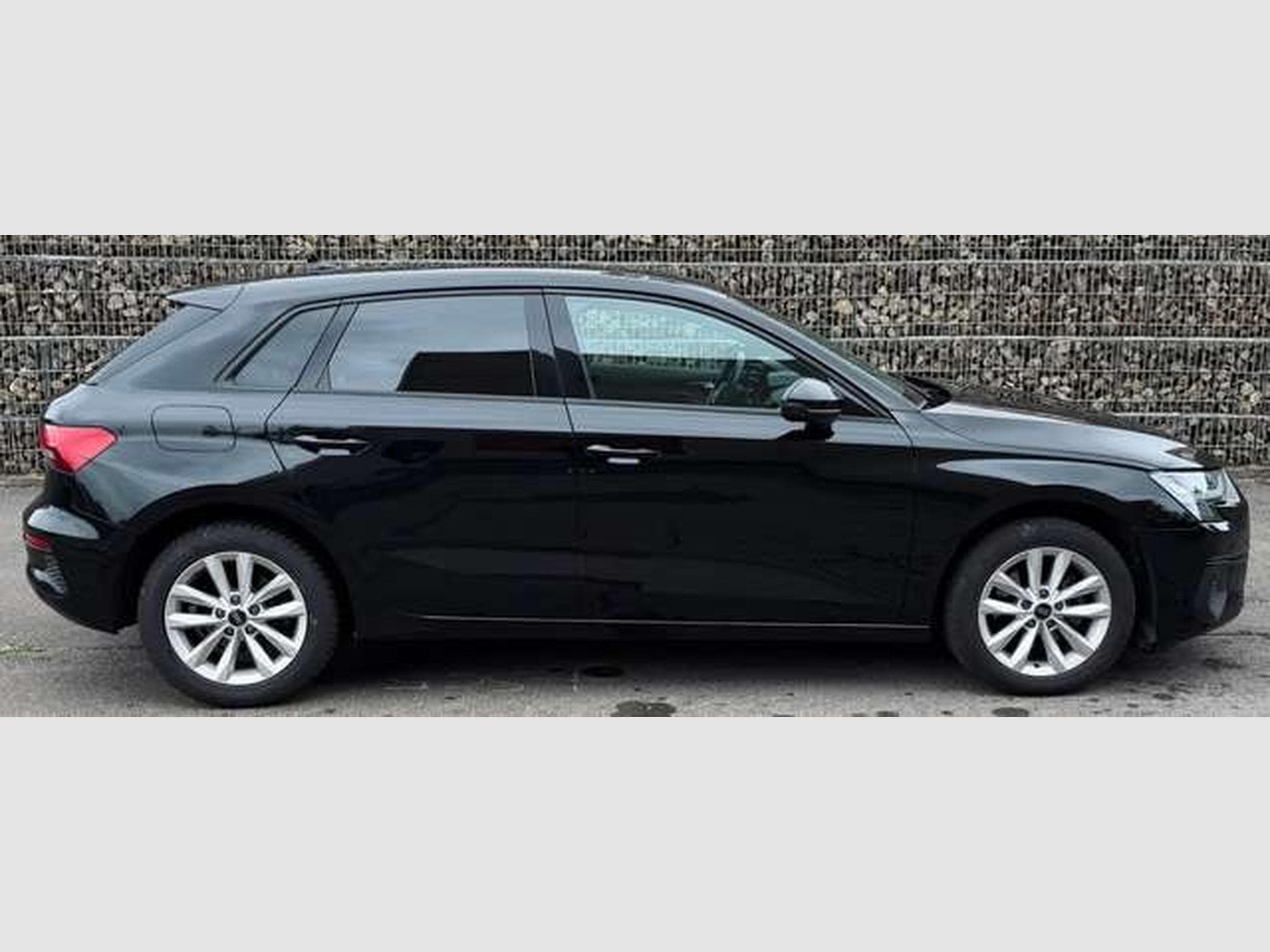 Audi A3 A3 Sportback 35 TFSI Business// Garantie 12 Mois✅✅ (2023) - Photo 4