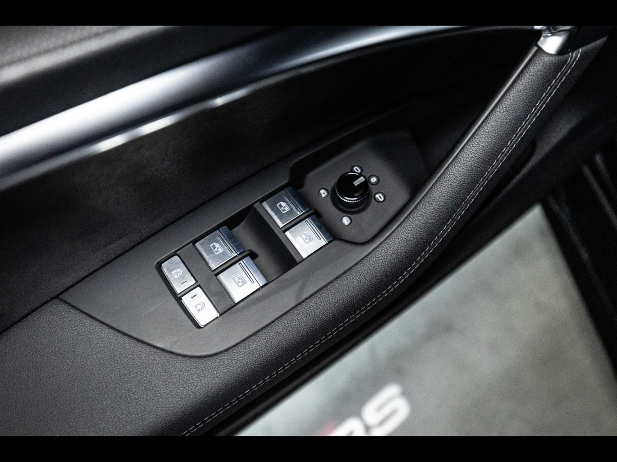 Audi RS6 AVANT 4.0 TFSI QUATTRO TIPTRONIC - RS DYNAMIC PACK (V/MAX 28 (2022) - Photo 18