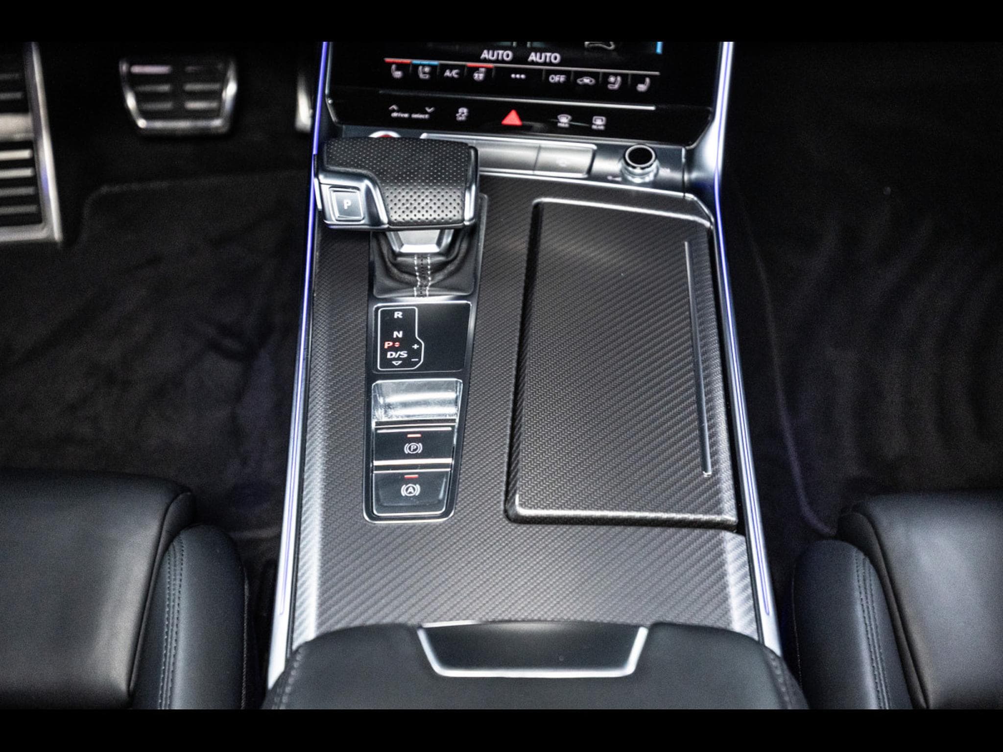Audi RS6 AVANT 4.0 TFSI QUATTRO TIPTRONIC - RS DYNAMIC PACK (V/MAX 28 (2022) - Photo 20