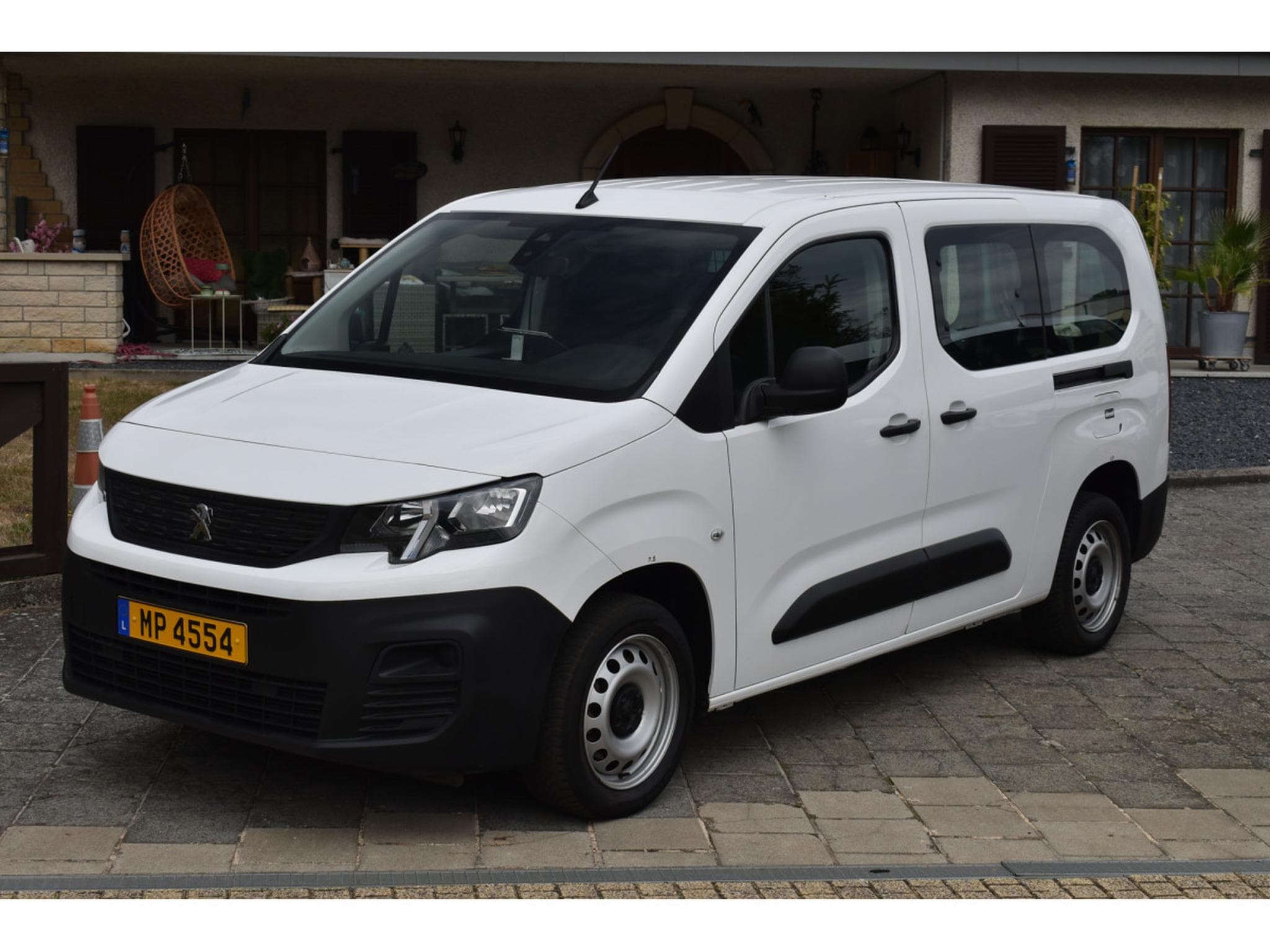 Peugeot Partner Maxi 1,5 HDI 3 places TVA Comprise (2021) - Photo 3