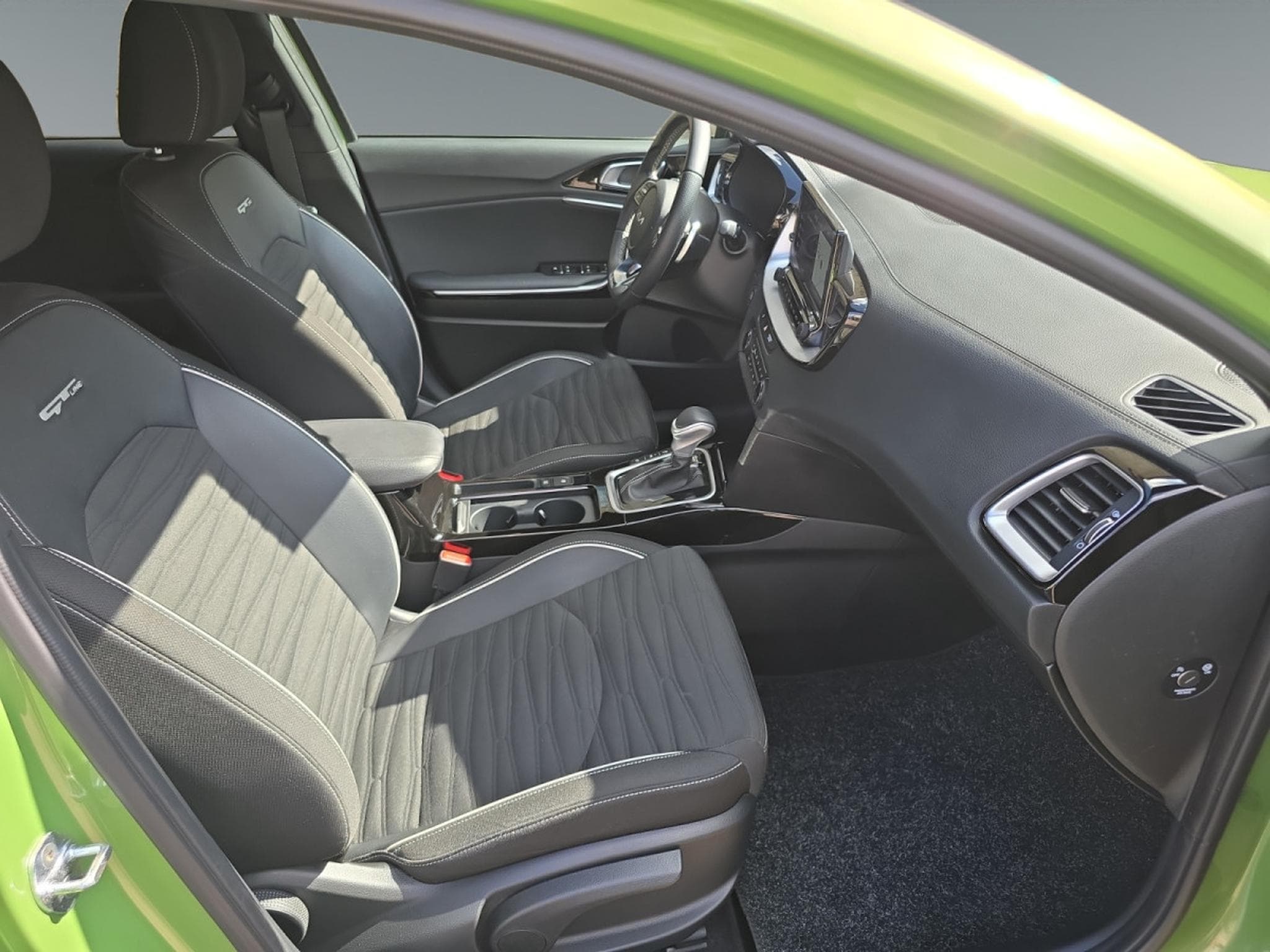 Kia XCeed GT Line 1.6T 204 DCT (2023) - Foto 12