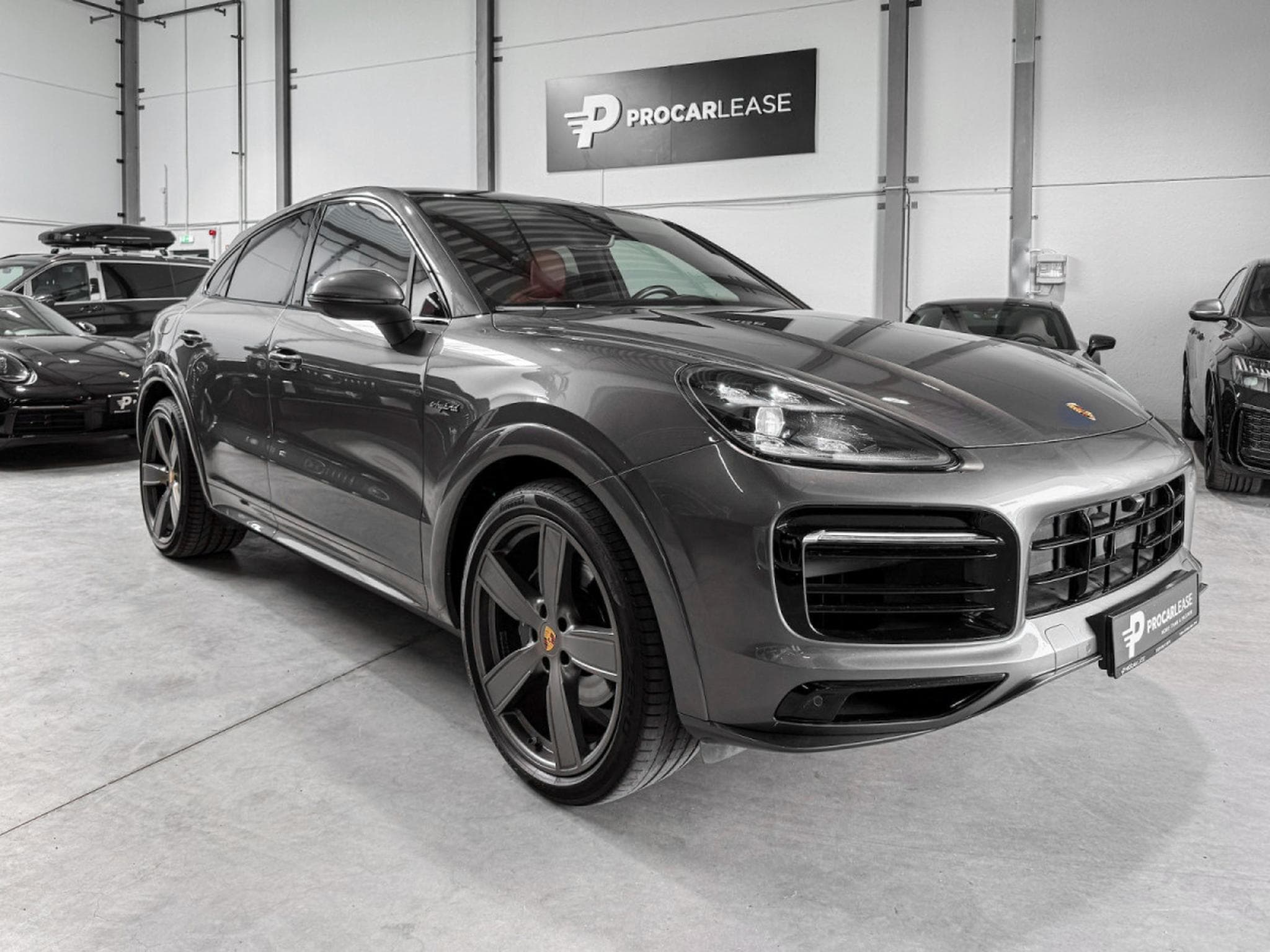 Porsche Cayenne Coupe E-Hybrid/Panorama/22 (2021) - Photo 5