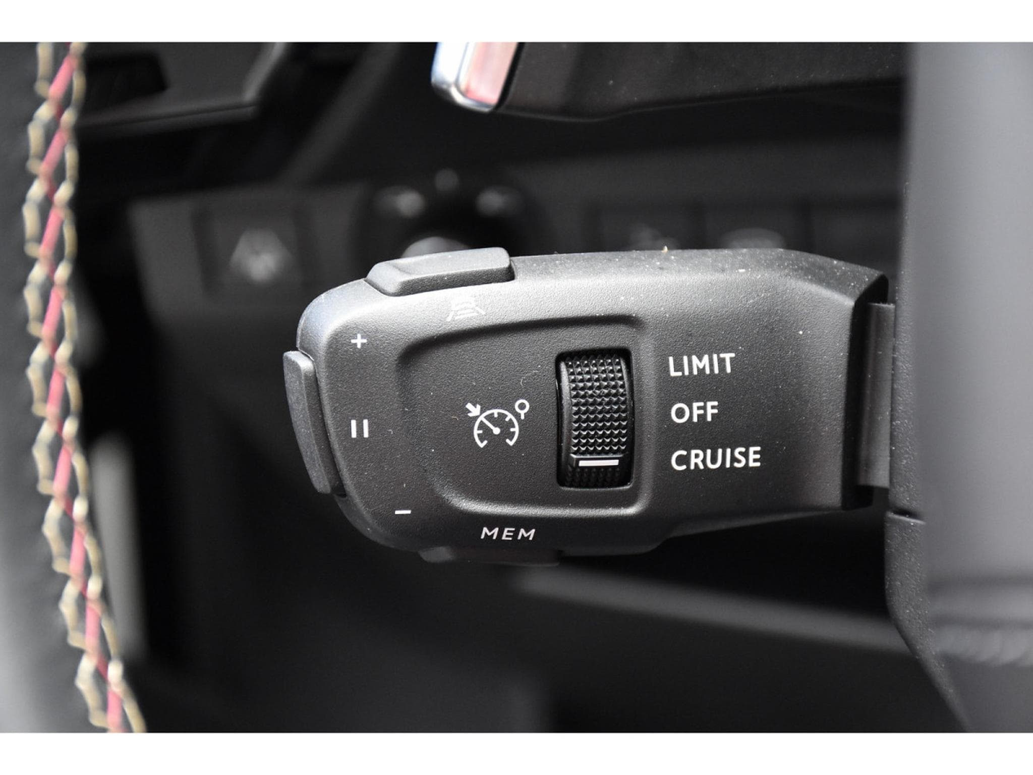 DS Automobiles DS7 1.5 HDI Performance Line EAT8 MEMO ACC SIDE CAM360 (2025) - Foto 19