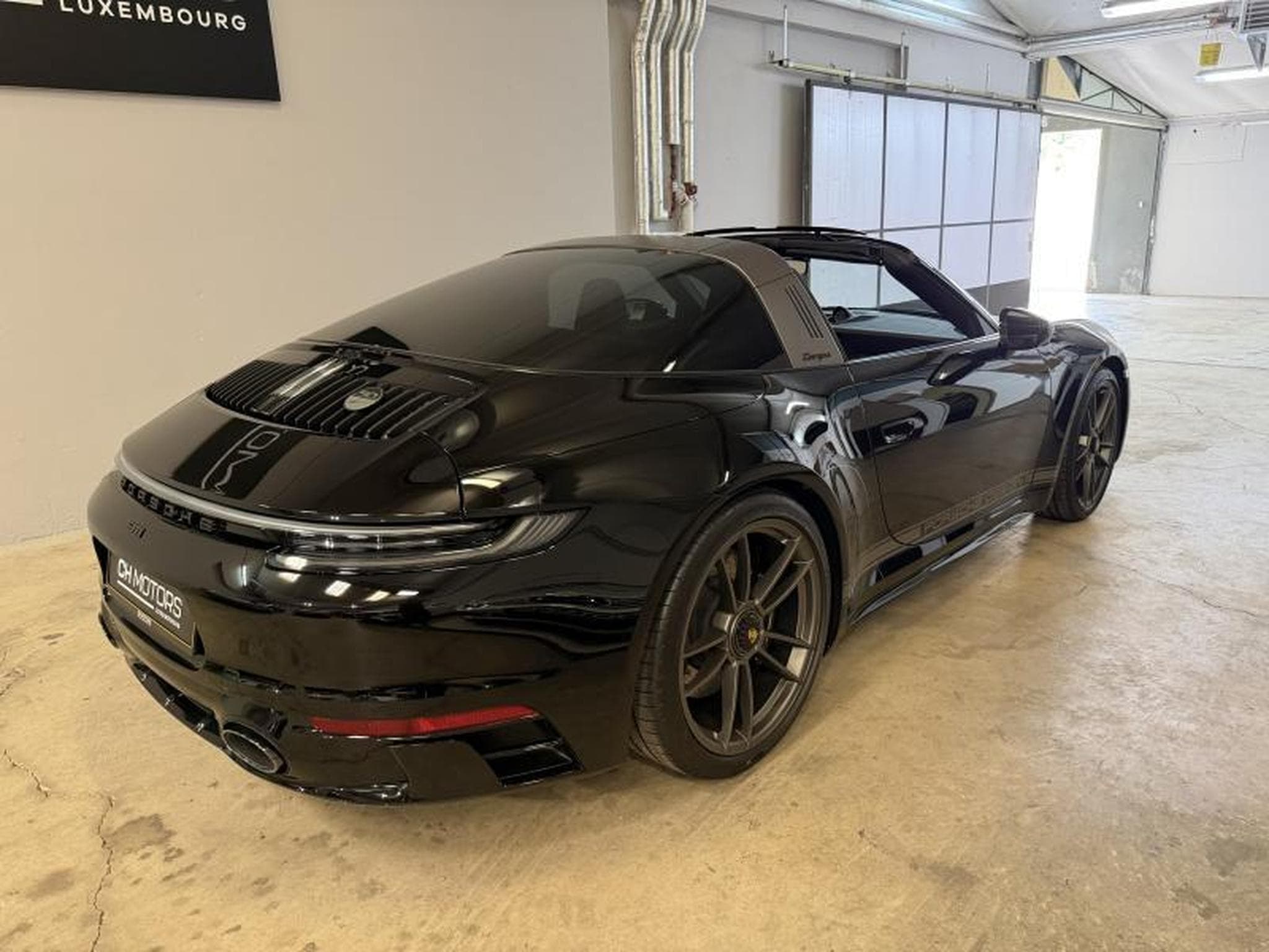 Porsche 911 911 Targa 4 GTS 50 Jahre 140/750 (2022) - Photo 8