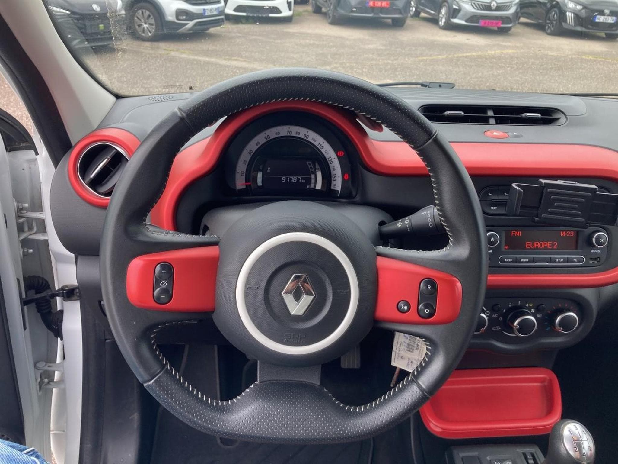 Renault Twingo 1.0 SCE 70 INTENS (2015) - Photo 13