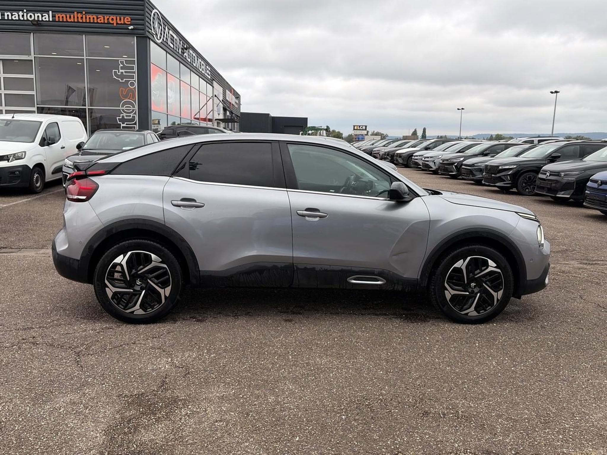Citroen C4 1.5 BLUEHDI 130 MAX AUTOMATIQUE (2024) - Photo 4