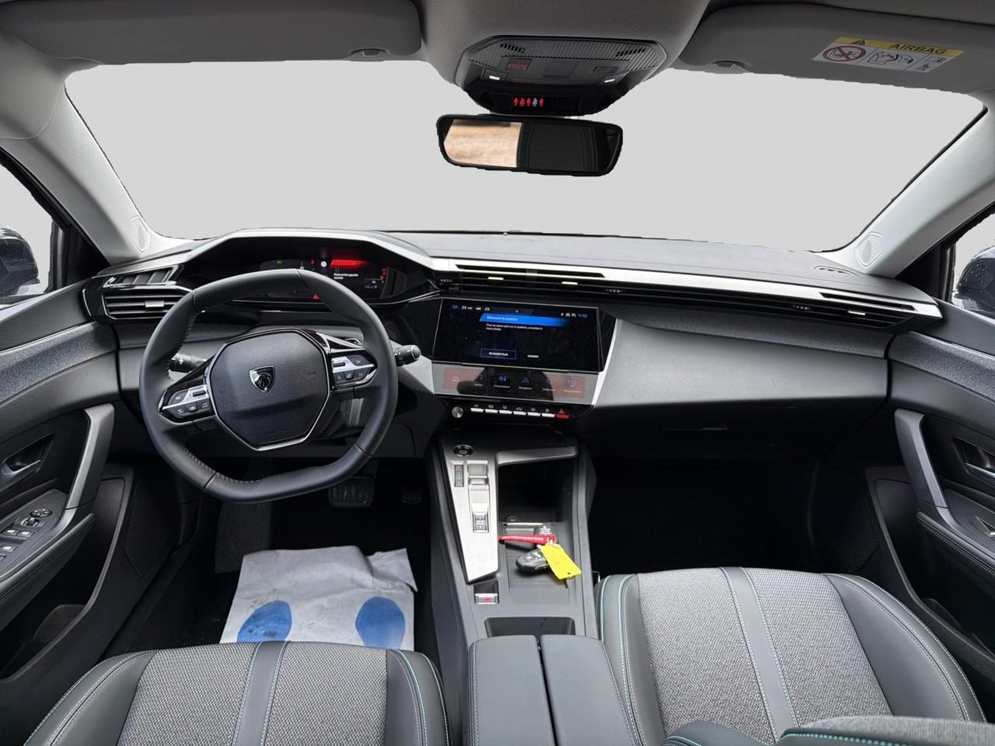 Peugeot 308 1.5 BLUEHDI 130 ALLURE EAT8 (2025) - Photo 10