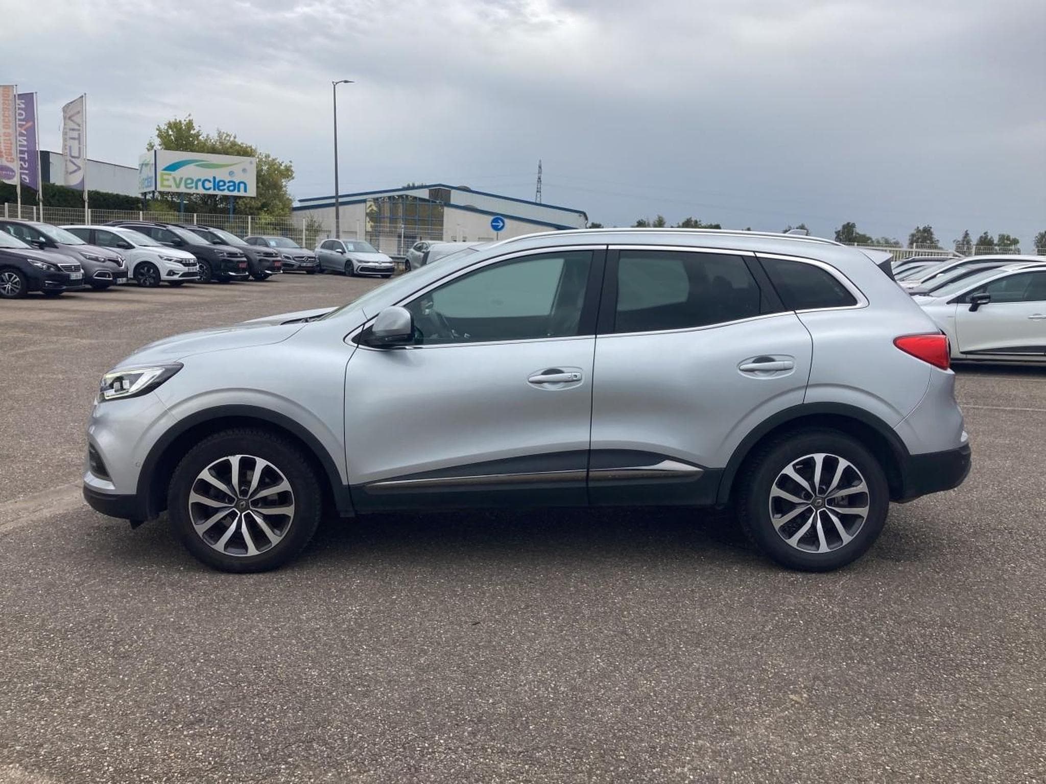 Renault KADJAR 1.3 TCE 160 INTENS EDC (2021) - Photo 8