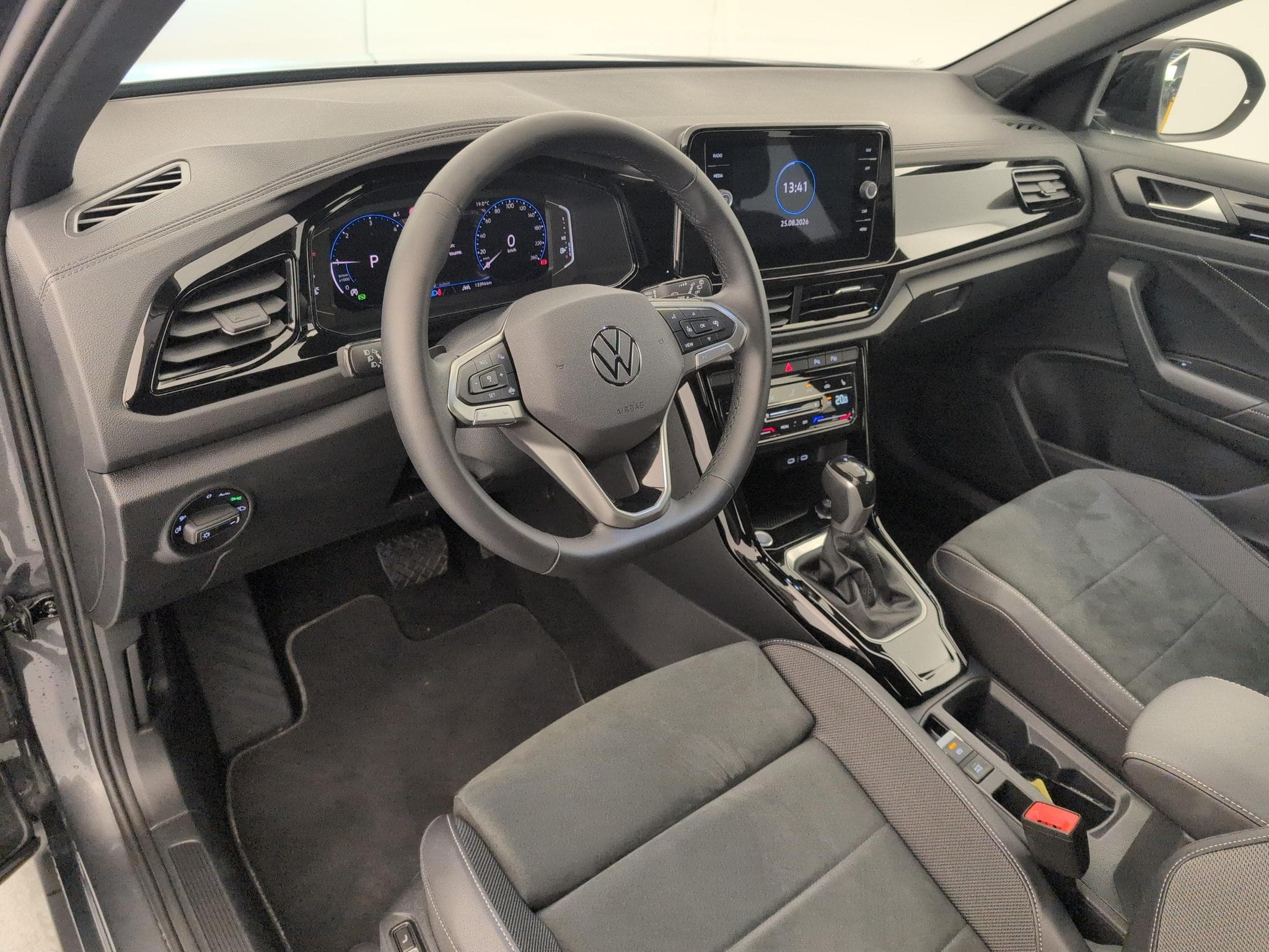 VW T-Roc 2.0 TDI 150 Start/Stop DSG7 Style (2025) - Photo 15