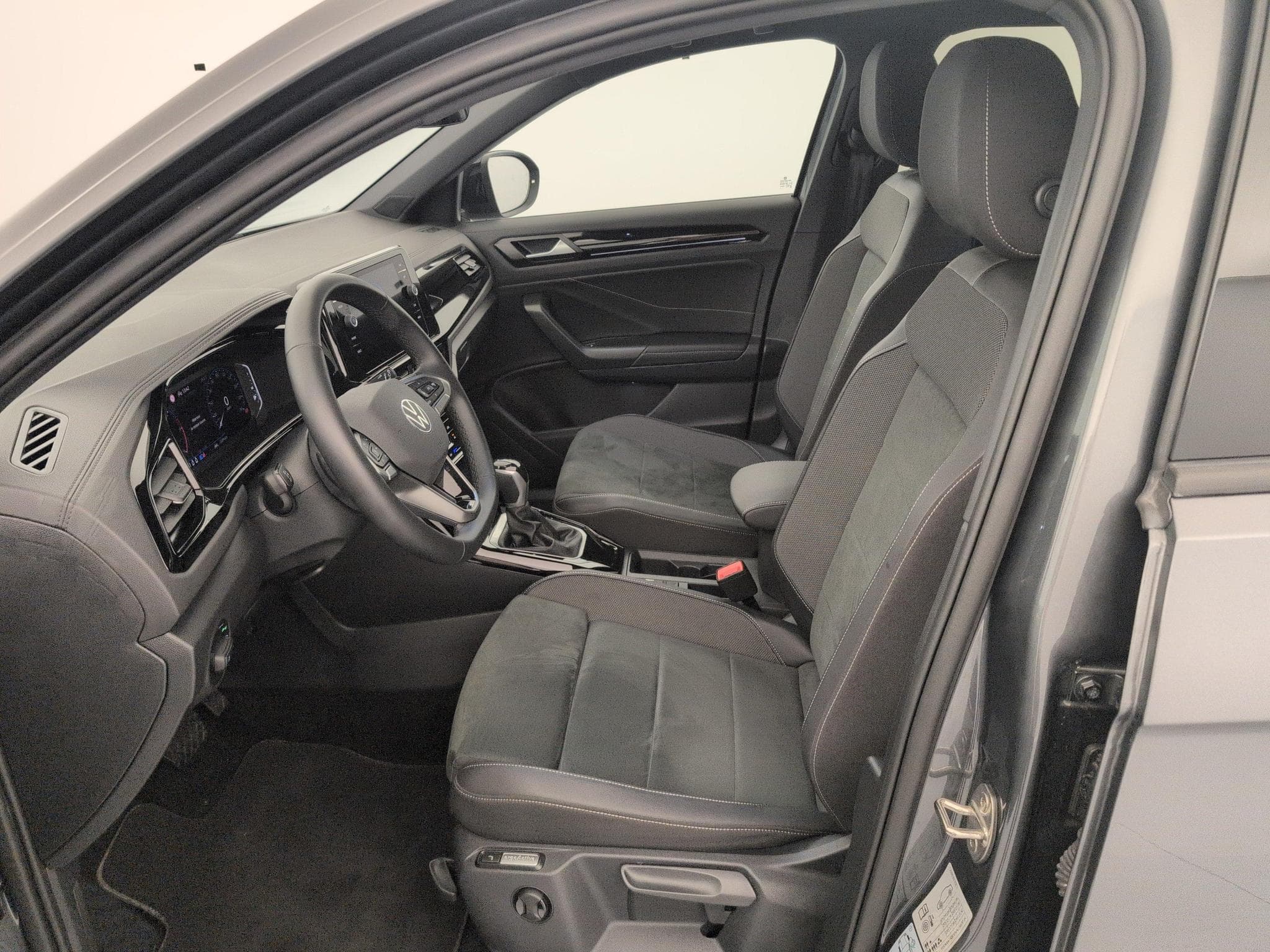 VW T-Roc 2.0 TDI 150 Start/Stop DSG7 Style (2025) - Photo 16