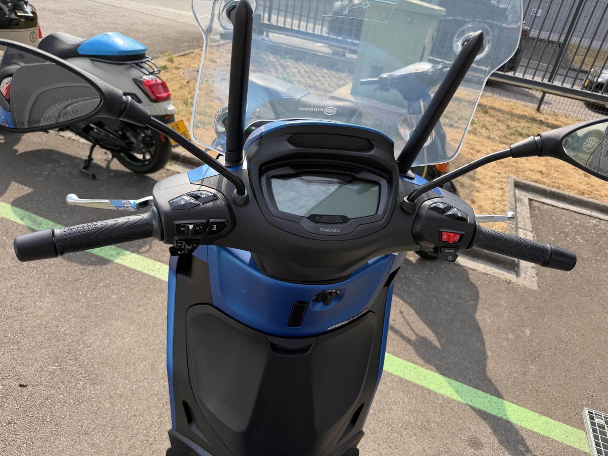 Piaggio Beverly S (2026) - Photo 4