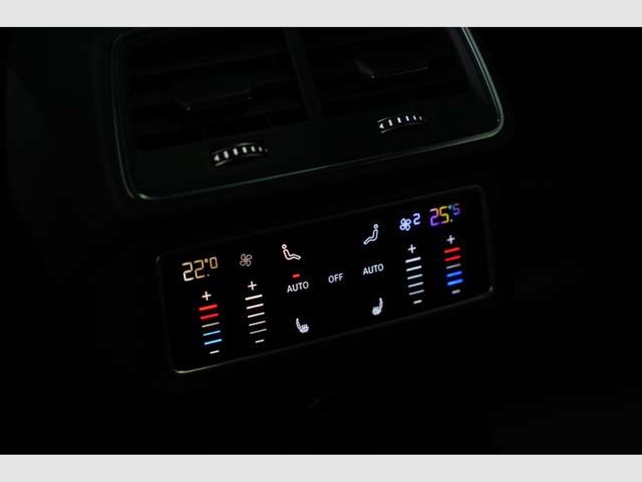 Audi RS7 q. 1.H *22*B&O*S-AGA*Pano*Dynamik*Keramik (2022) - Photo 29