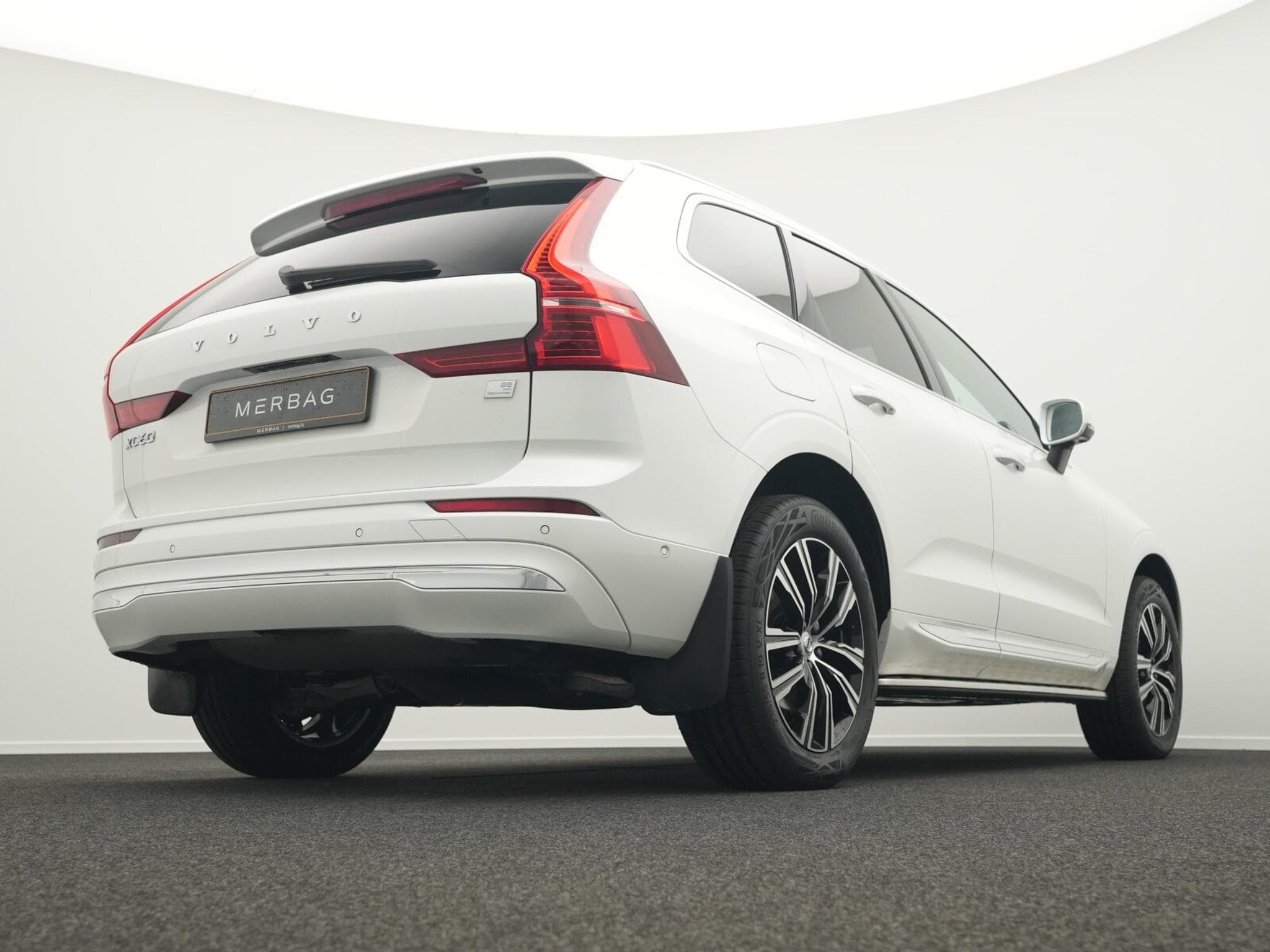 Volvo XC60 B5 (Diesel) AWD Inscription (EURO 6d) (2022) - Foto 11