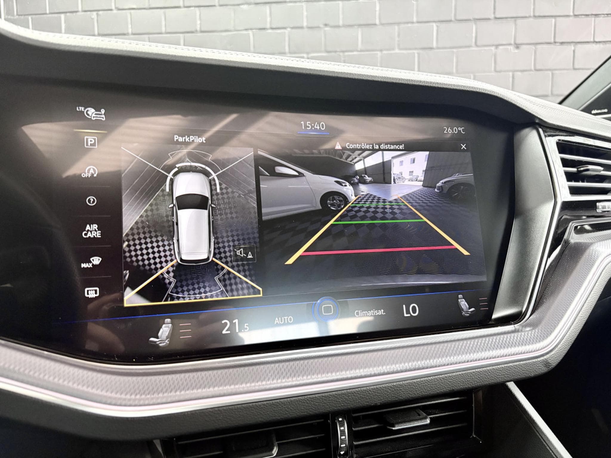 VW Touareg R-Line 4Motion 3.0 TDI 231 CV *PANO *MATRIX* 360° * ATTELAGE (2022) - Foto 17
