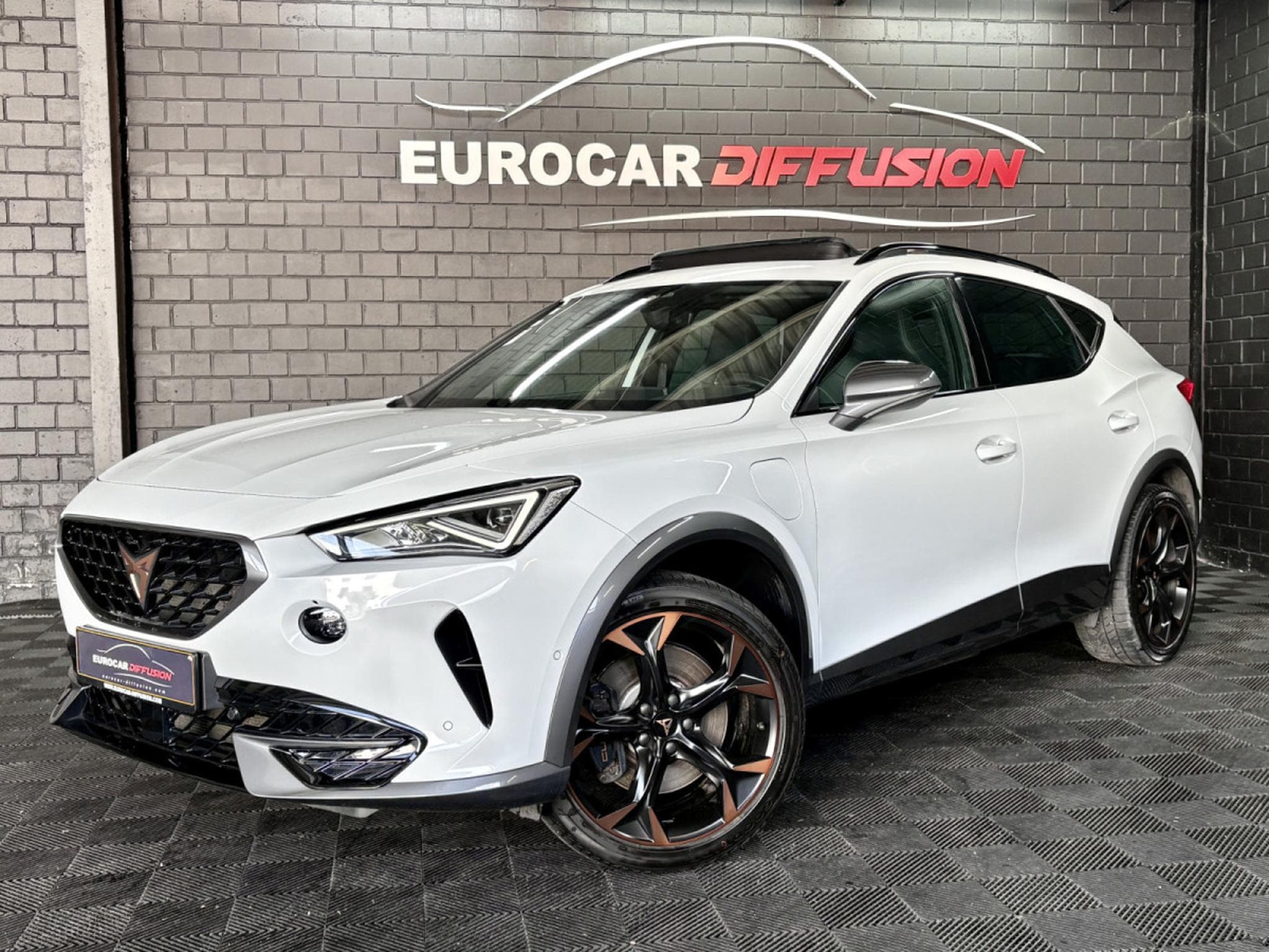Cupra Formentor VZ 245CV eHybrid DSG6 *PANO* *ACC* HAYON * ALARME* (2022) - Foto 1