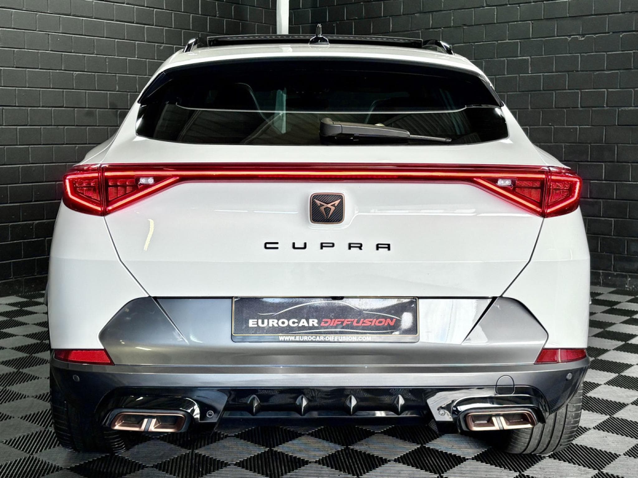 Cupra Formentor VZ 245CV eHybrid DSG6 *PANO* *ACC* HAYON * ALARME* (2022) - Foto 5