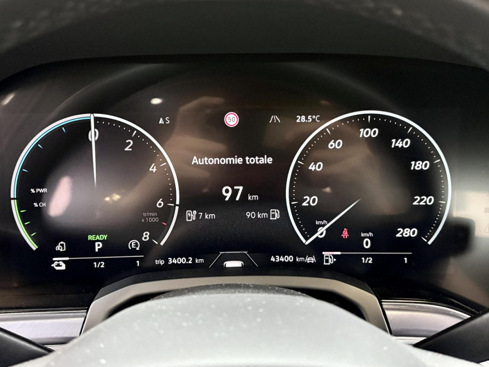 VW Touareg 3.0 R 4Motion eHybrid 462 CV **360°** Susp. pneumatique ** C (2025) - Foto 13