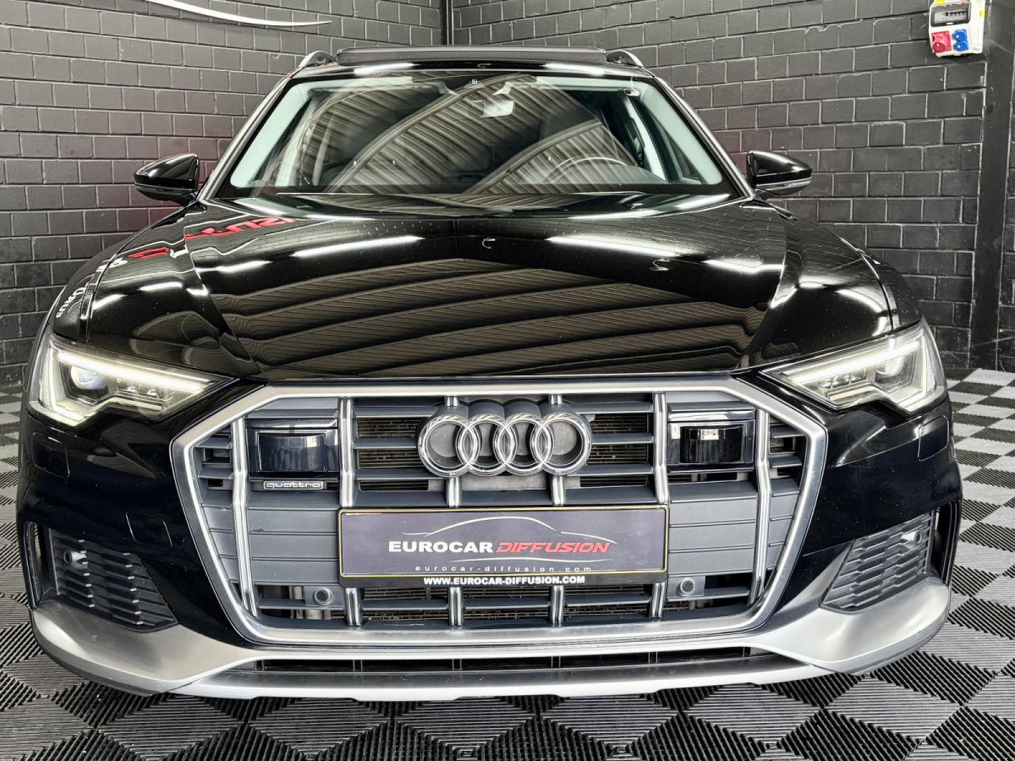 Audi A6 Avant Quattro 2.0 TDI 204 CV S-Tronic *PANO* ATTELAGE* HAYON (2023) - Foto 2