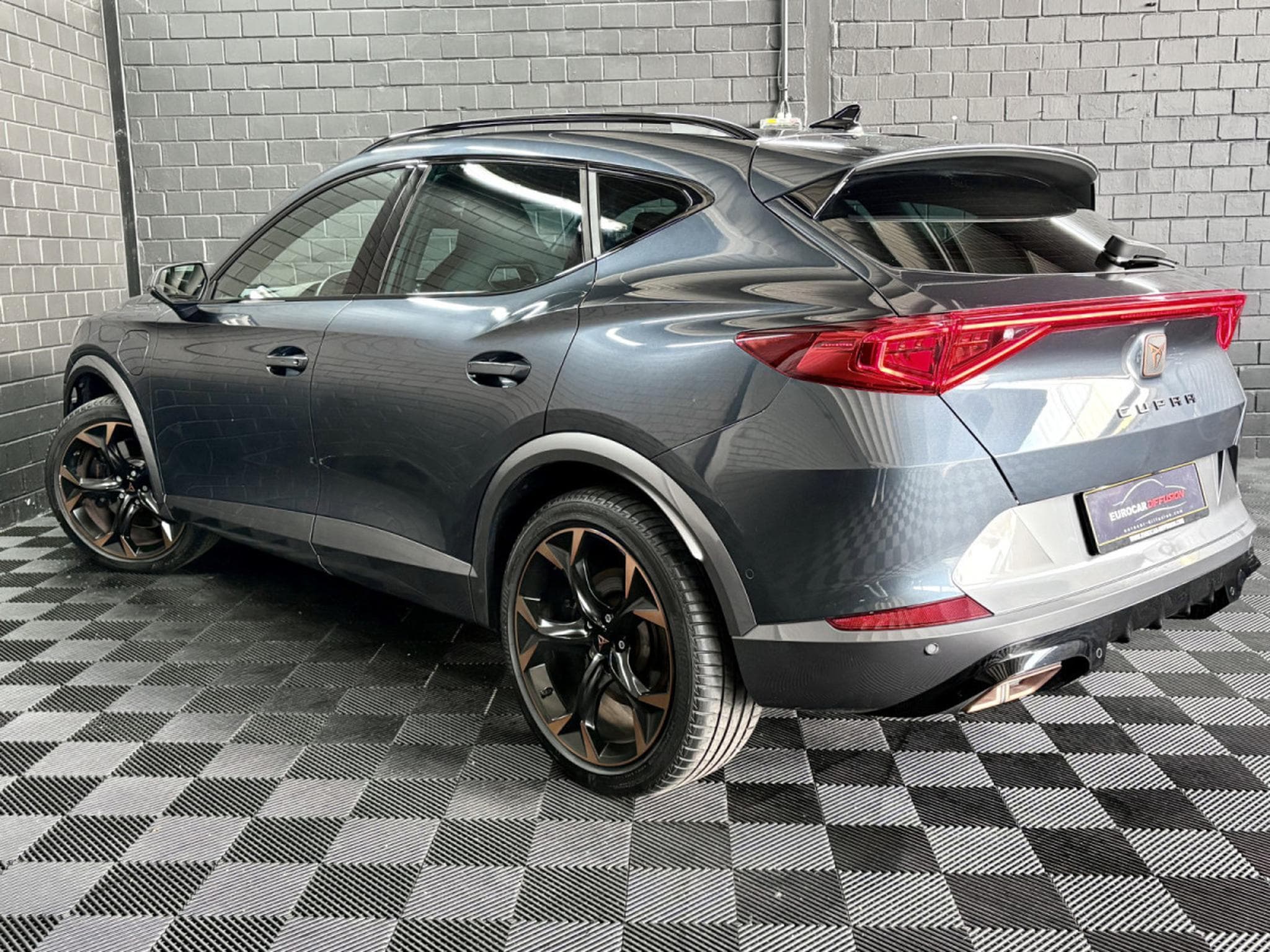 Cupra Formentor VZ 245CV eHybrid PHEV DSG6 * CUIR* VSS * CAM * (2023) - Foto 4