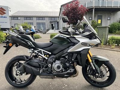 Suzuki GSX-S 1000 GX (2026) - Photo 4
