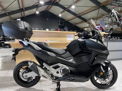 Honda Forza (2023) - Foto 1